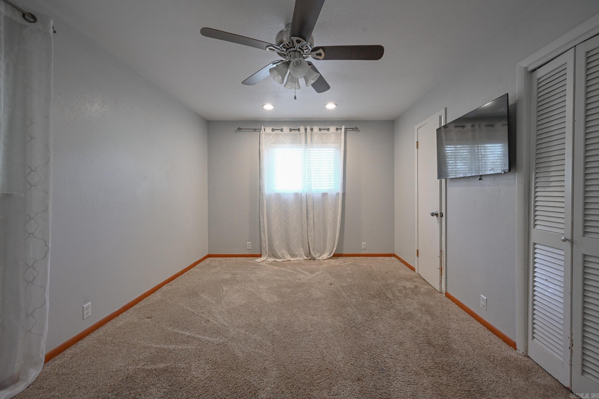 101 Eight St Mena, AR 71953