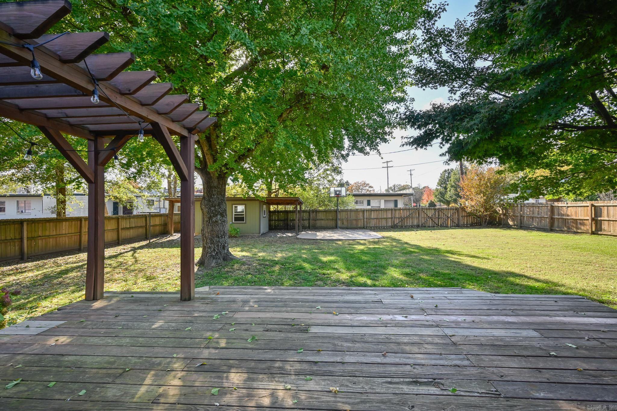 101 Eight St Mena, AR 71953