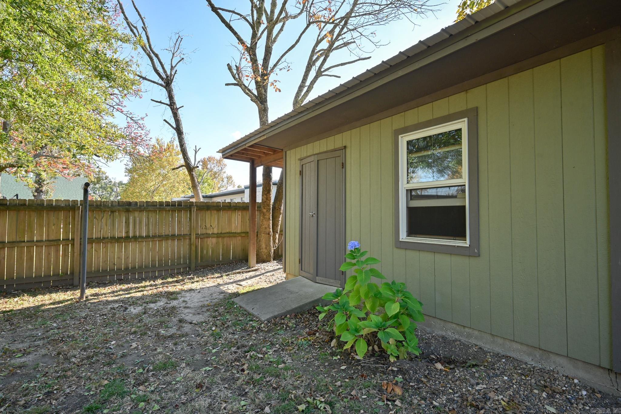 101 Eight St Mena, AR 71953