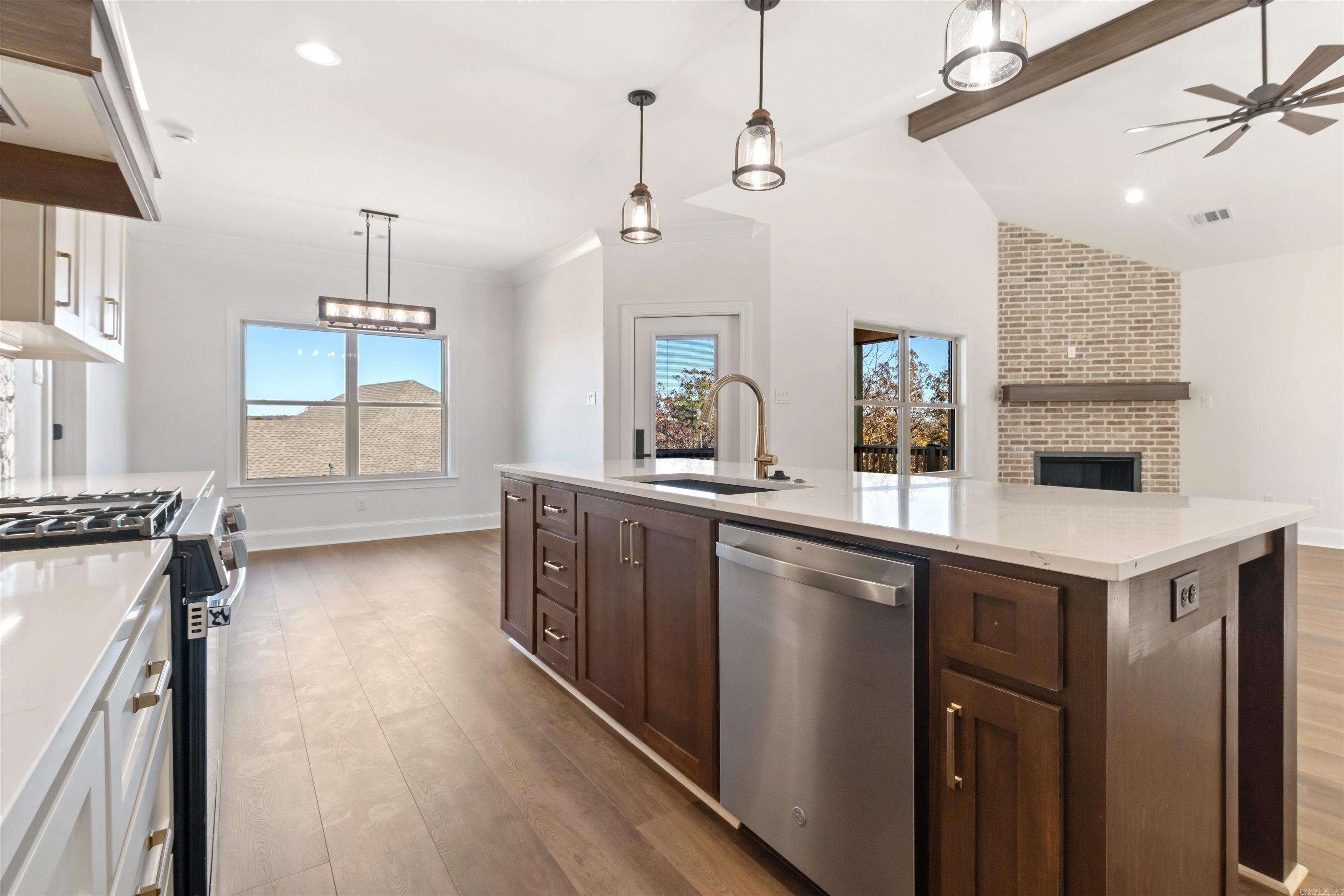 9368 Wooddale  Sherwood, AR