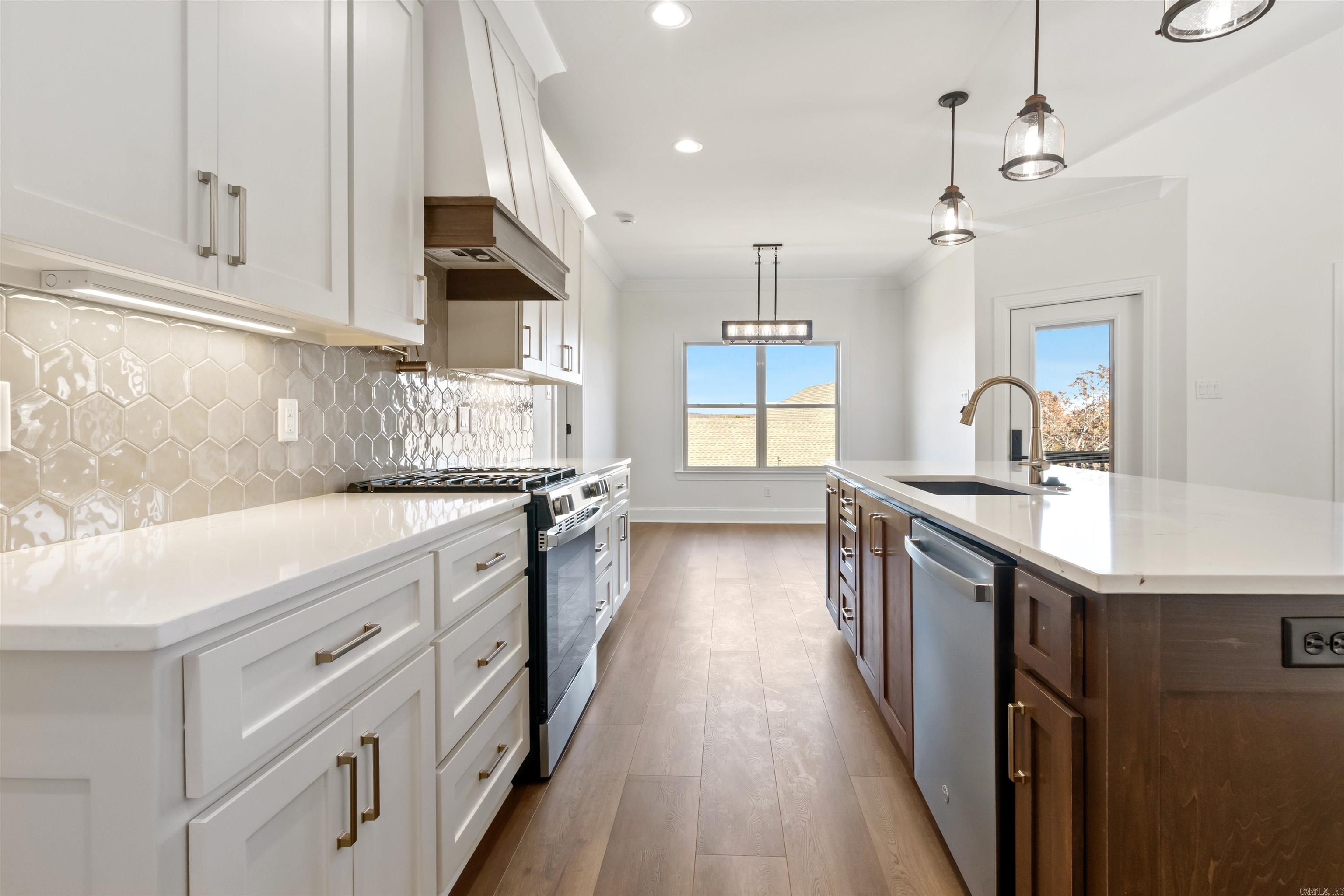 9368 Wooddale  Sherwood, AR