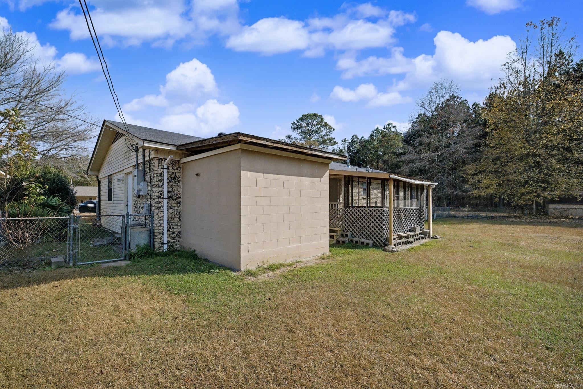 1320 Bayer St Street Malvern, AR 72104