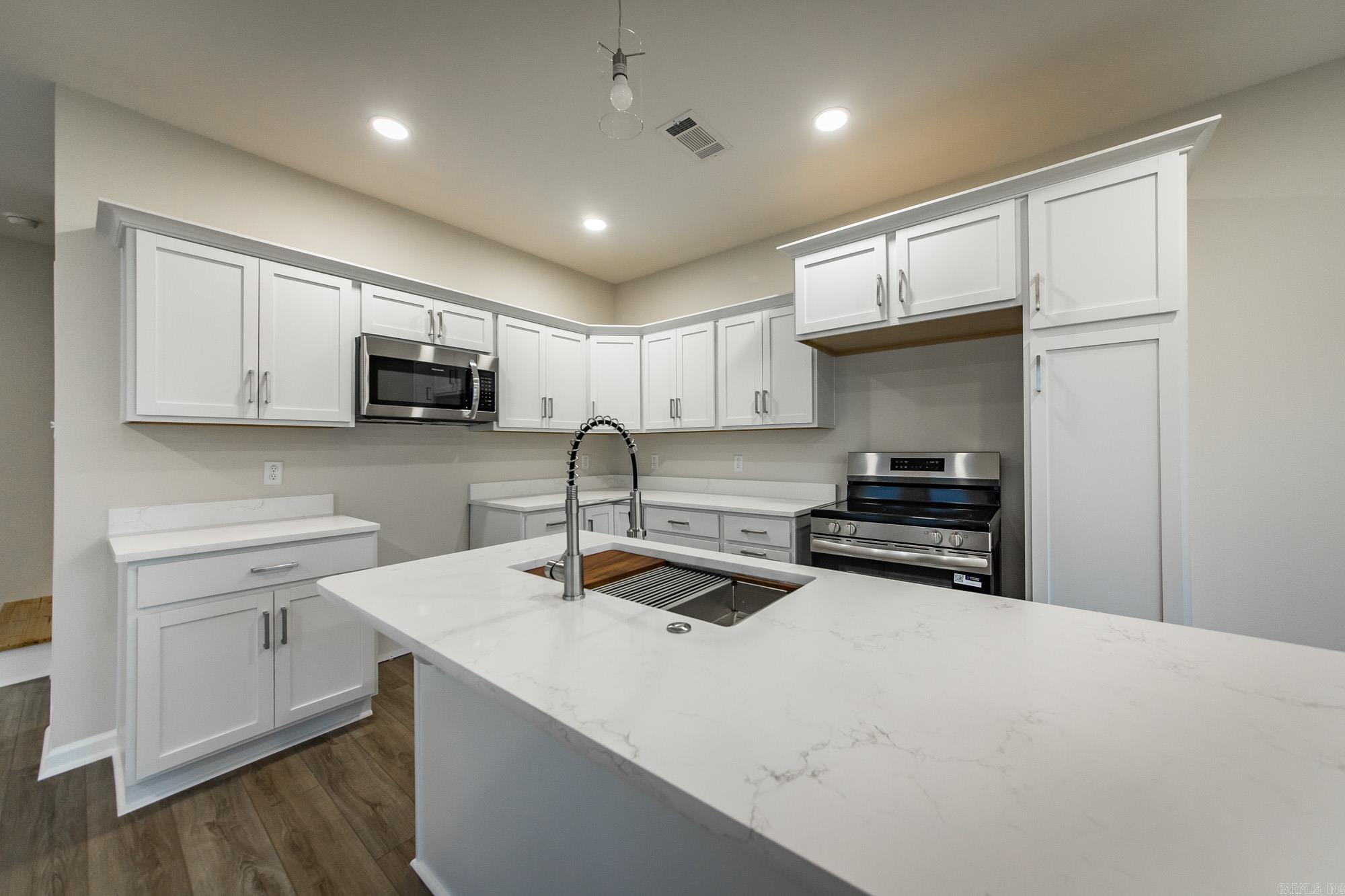 29 N Winkley Shoals  Heber Springs, AR