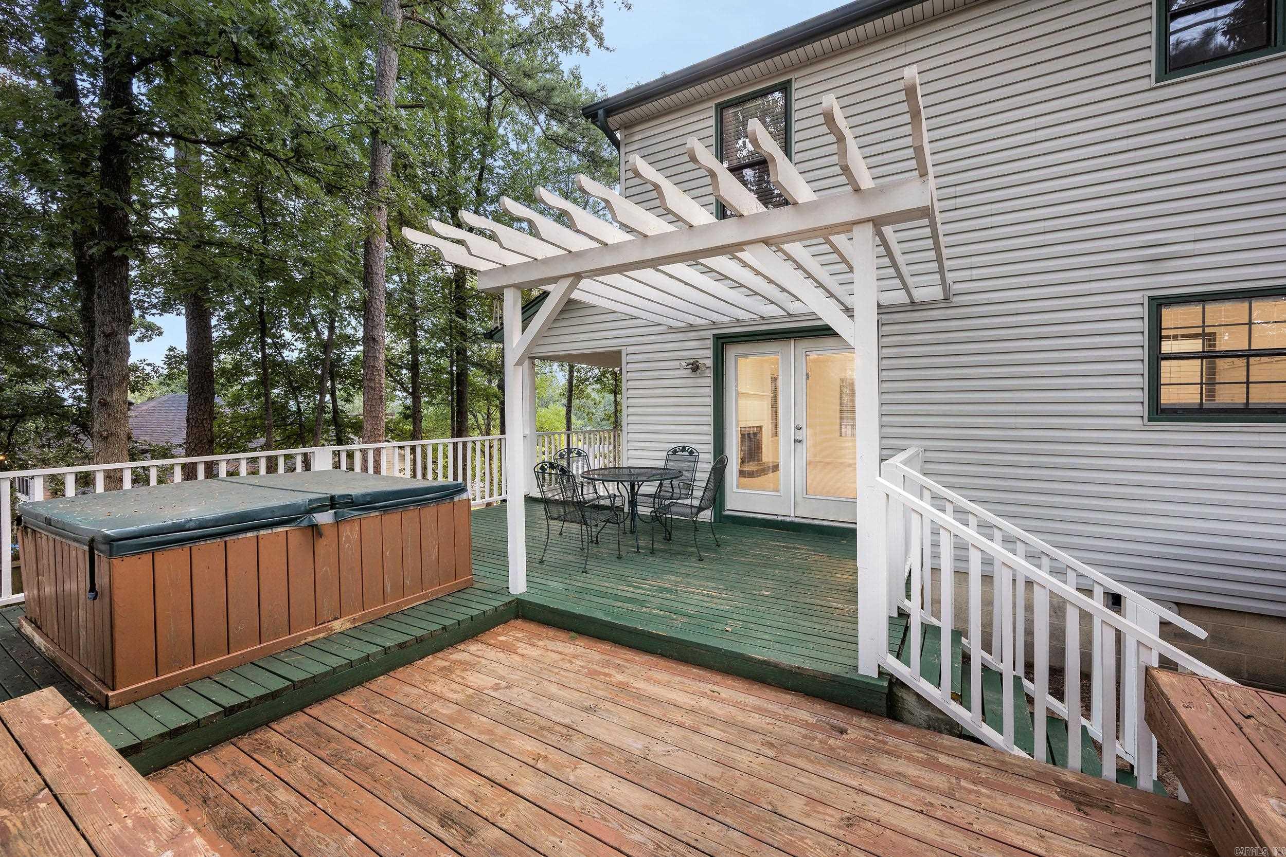 2101 Hickory Nut Court Little Rock, AR 72211