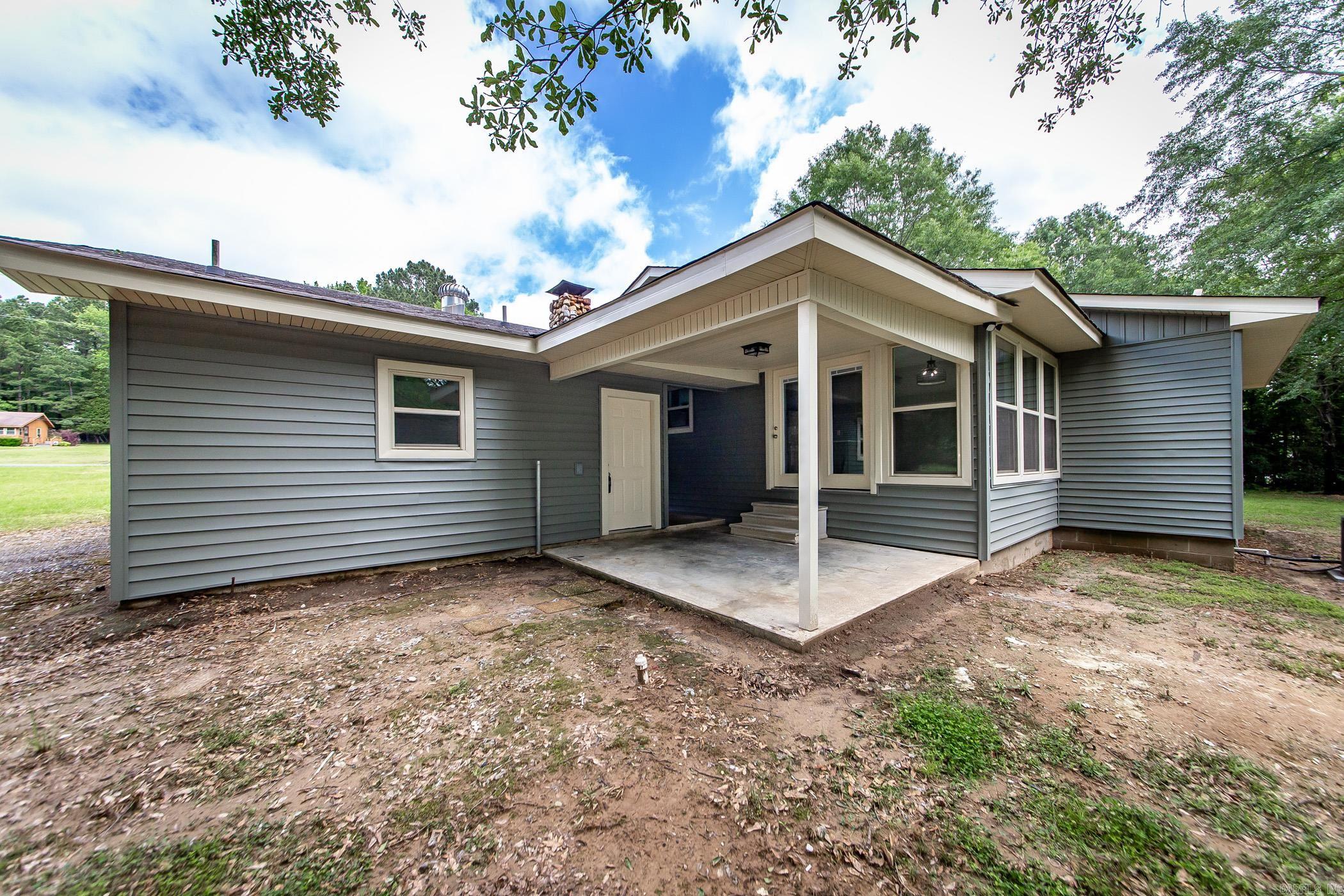 1491 Southfork Road Gurdon, AR 71743