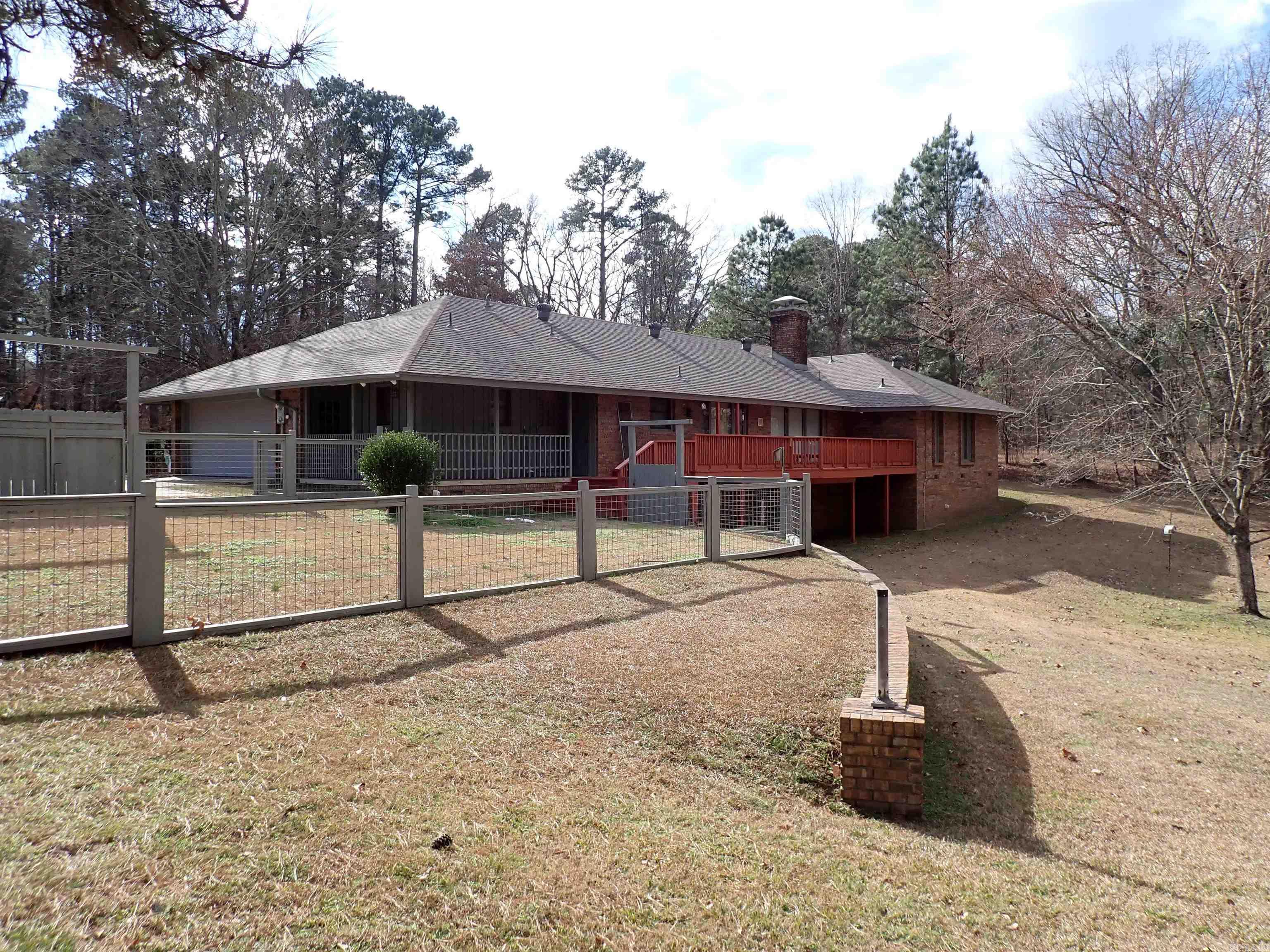 1414 Country Club Road Arkadelphia, AR 71923-7032