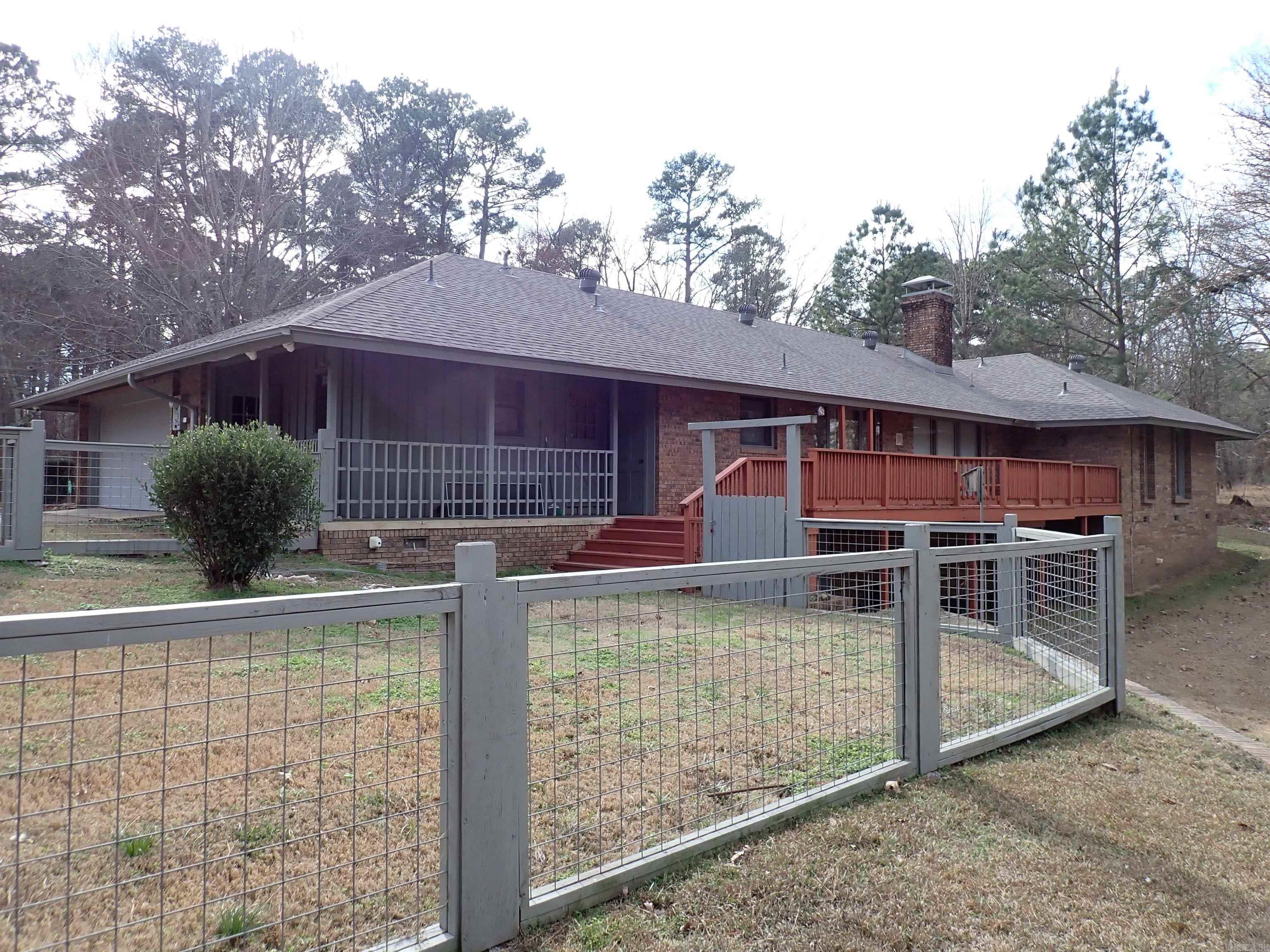 1414 Country Club Road Arkadelphia, AR 71923-7032