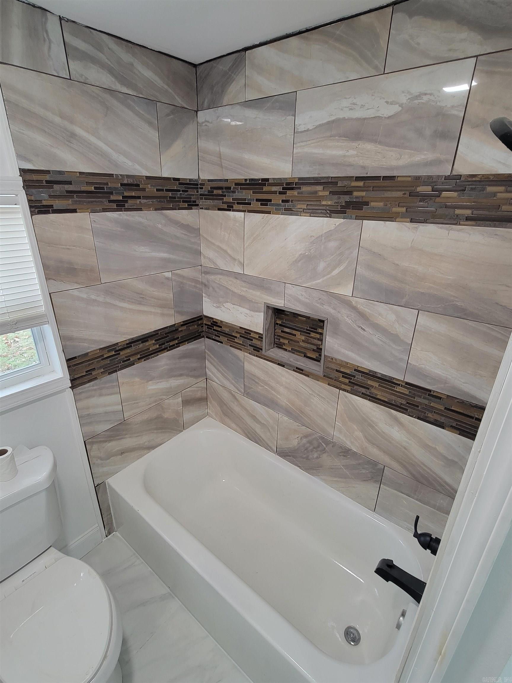 1414 N Vine  North Little Rock, AR