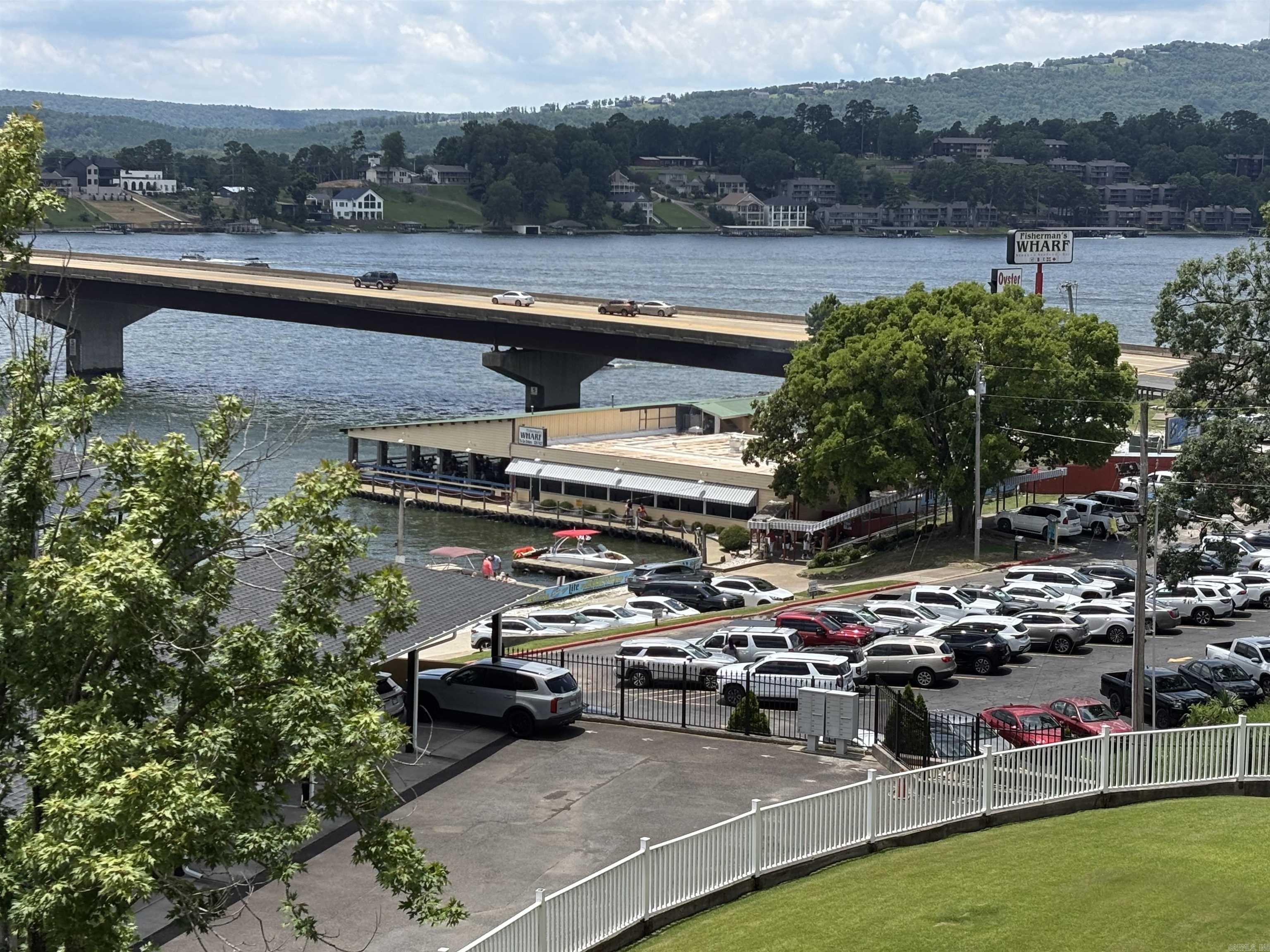 130 Grand Isle Dr Unit 2E  Hot Springs, AR