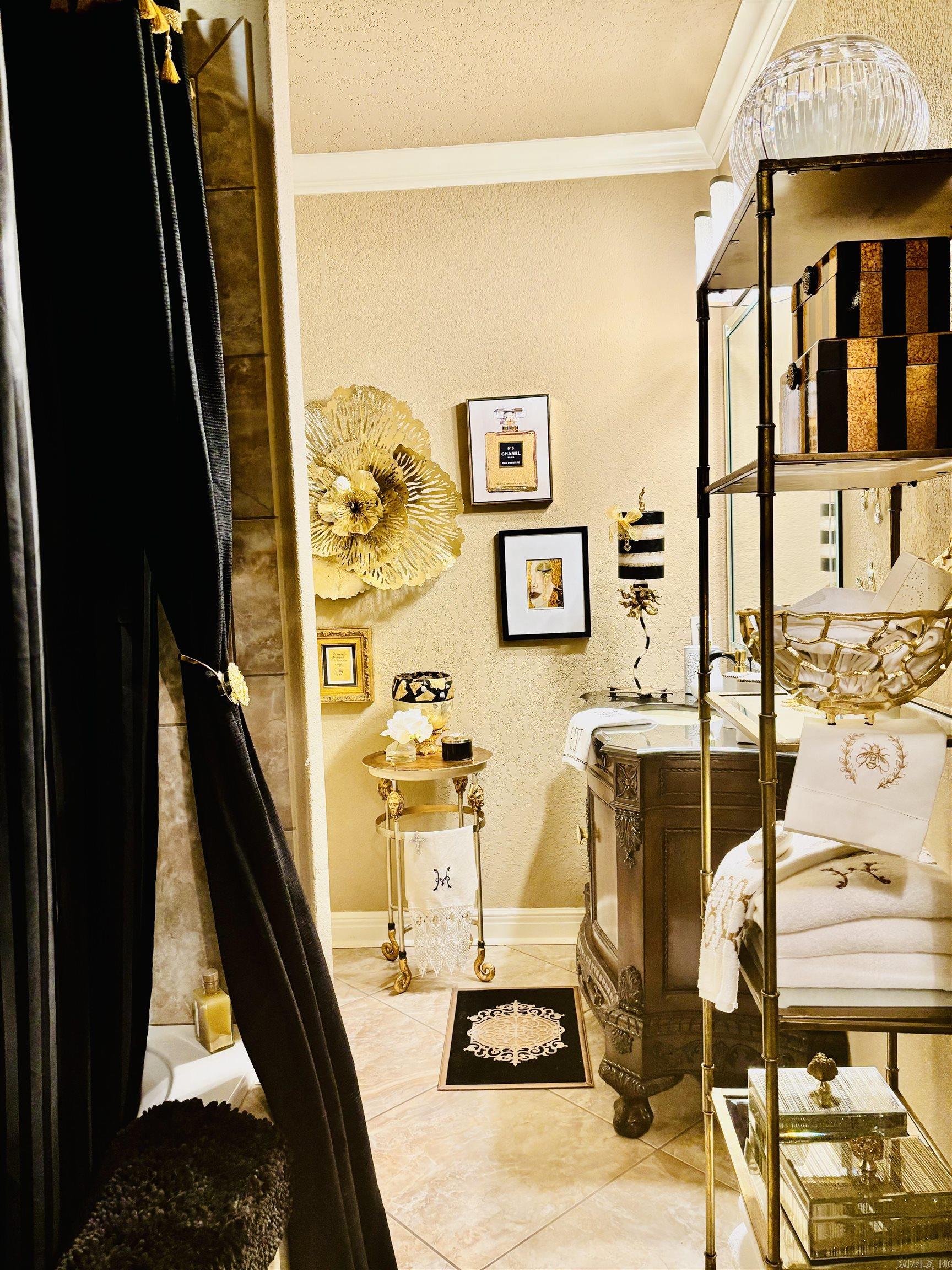 130 Grand Isle Dr Unit 2E  Hot Springs, AR