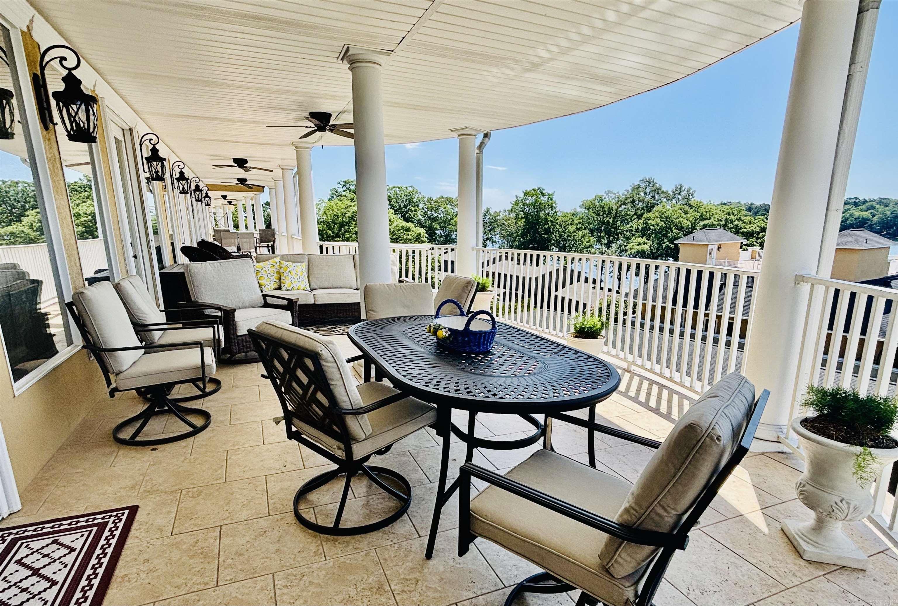 130 Grand Isle Dr Unit 2E  Hot Springs, AR