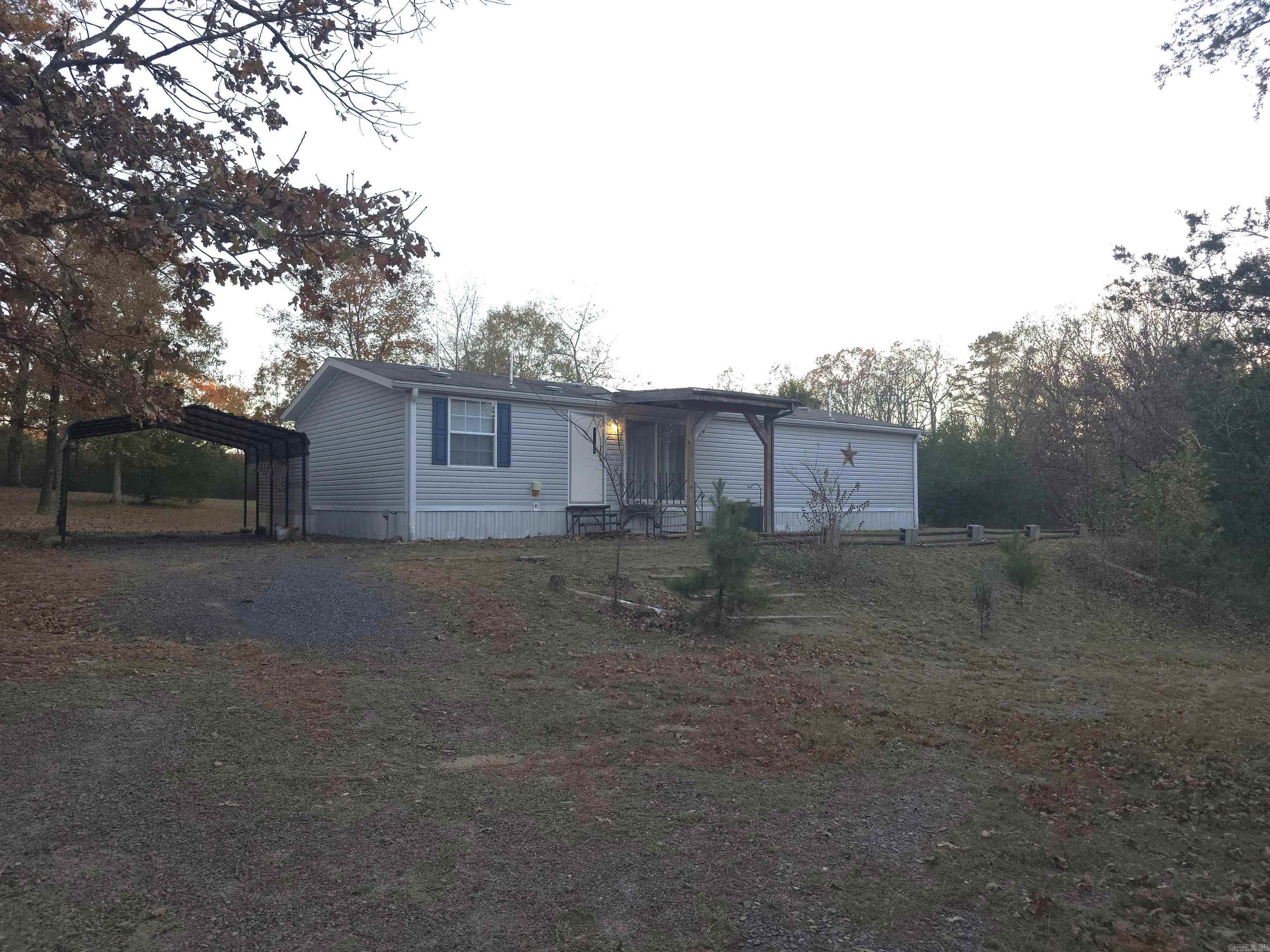 123 Moore  Hatfield, AR
