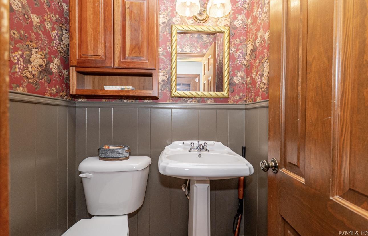 2200 Maul Road Camden, AR 71701