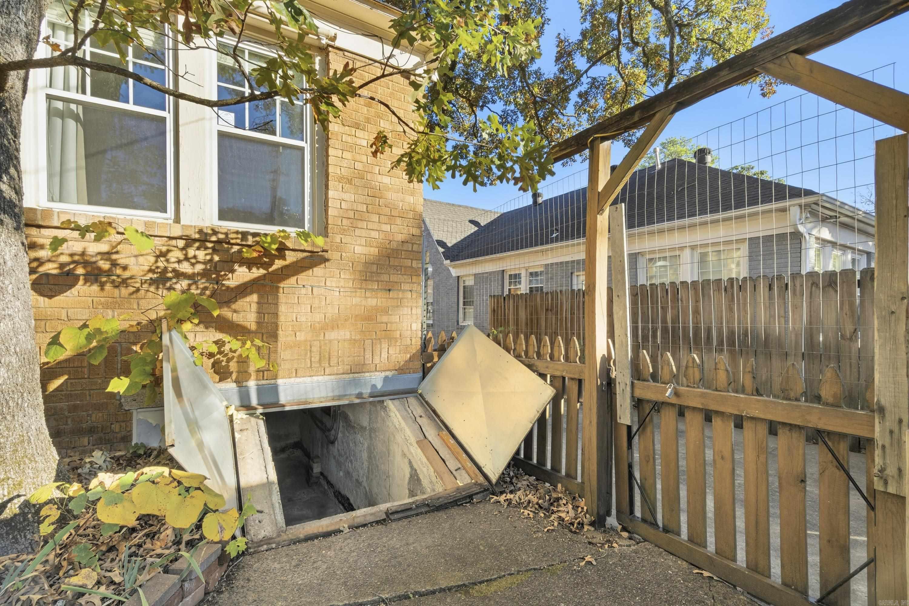 222 Valmar Street Little Rock, AR 72205