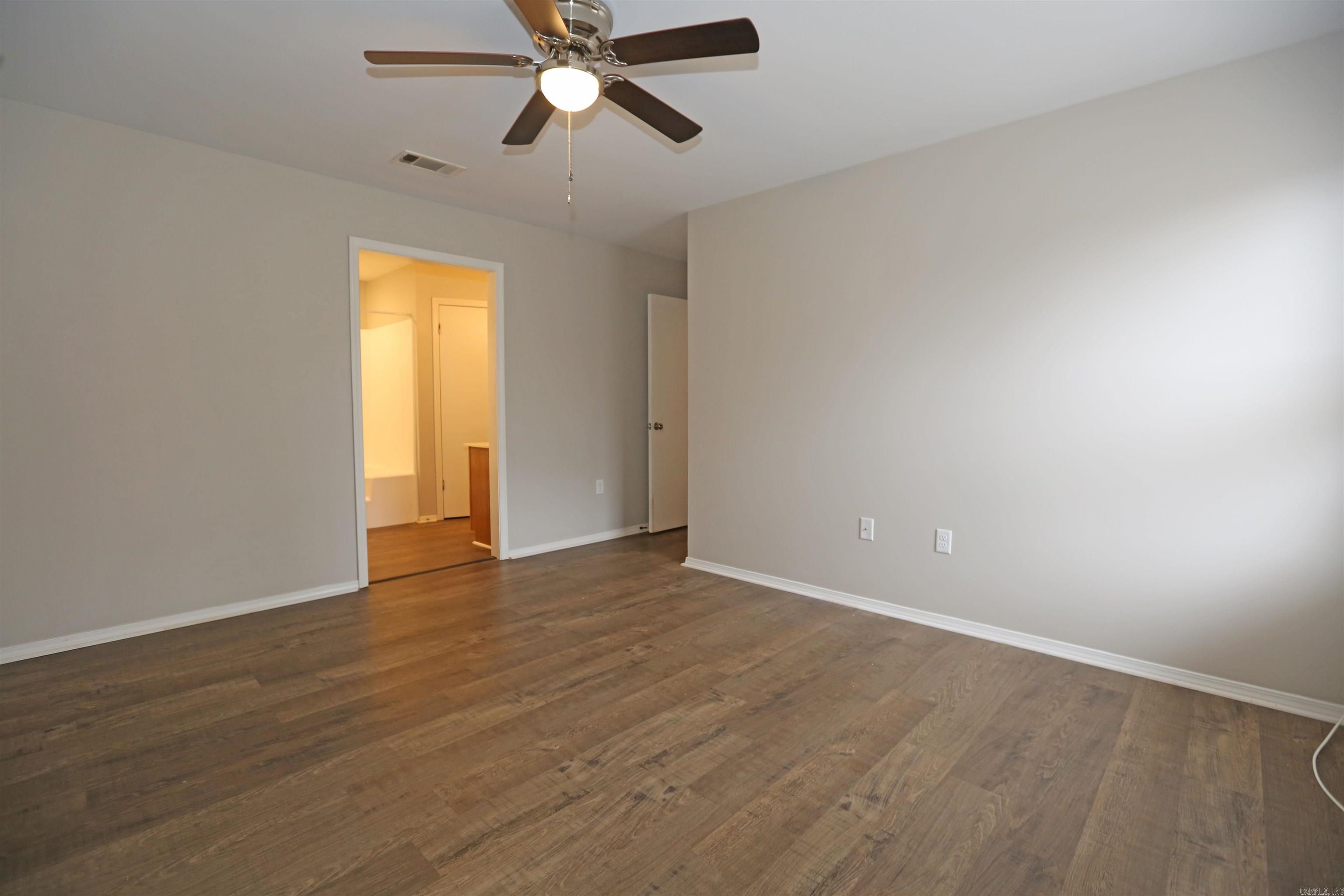 23 Wagon Wheel Court Little Rock, AR 72211