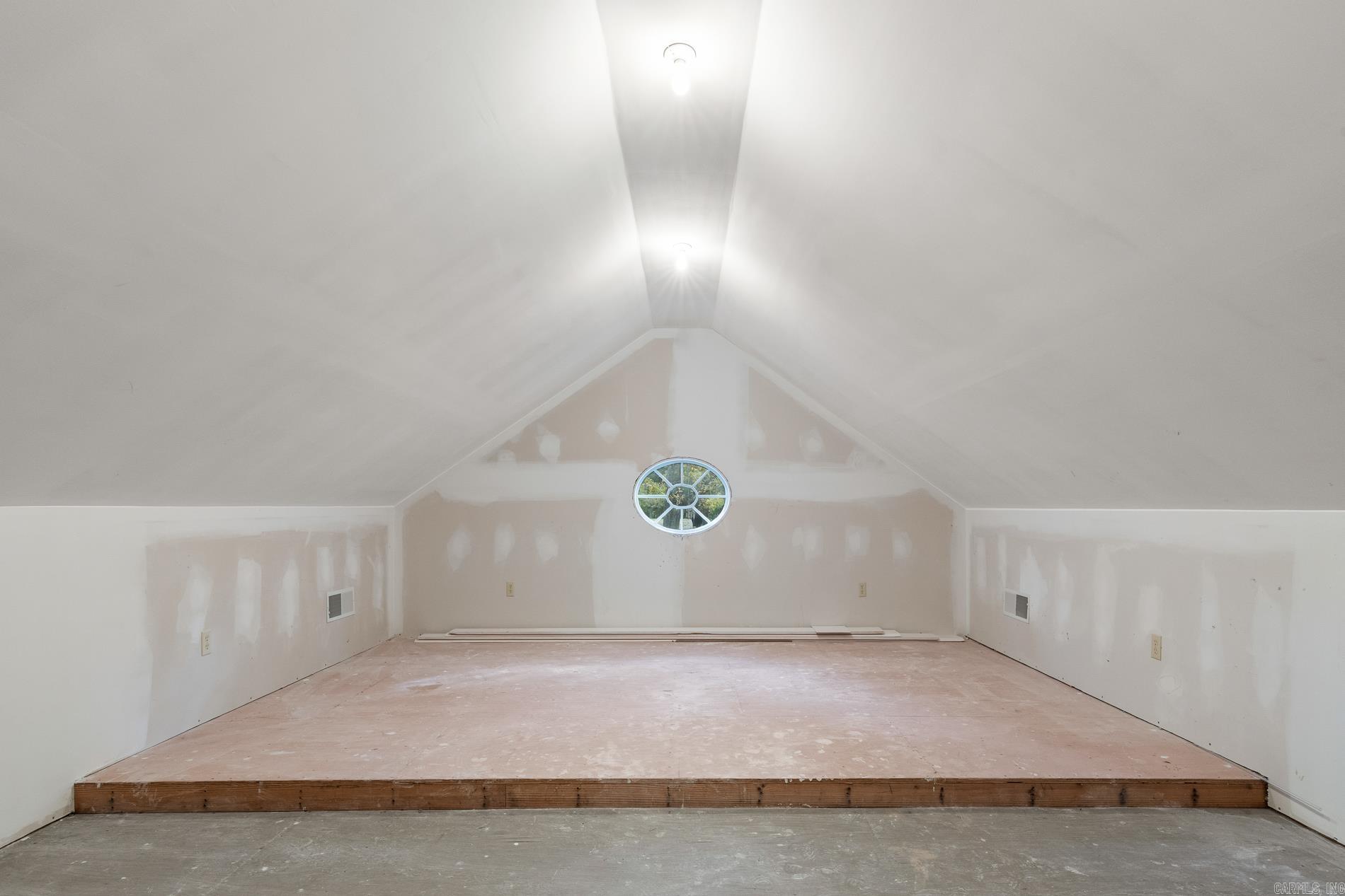 1 Meriwether Pond Harrison, AR 72601-4650