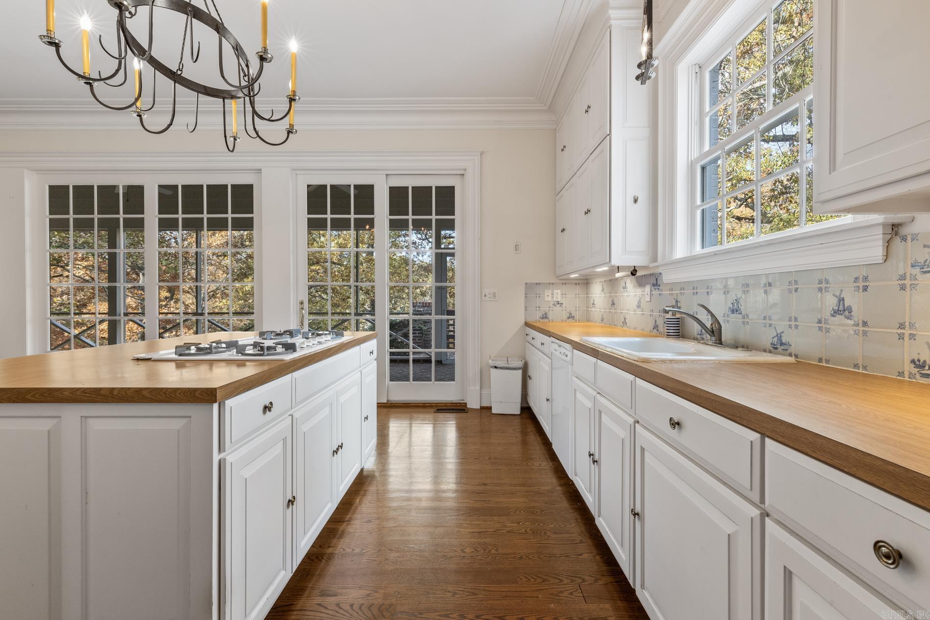 1 Meriwether Pond Harrison, AR 72601-4650