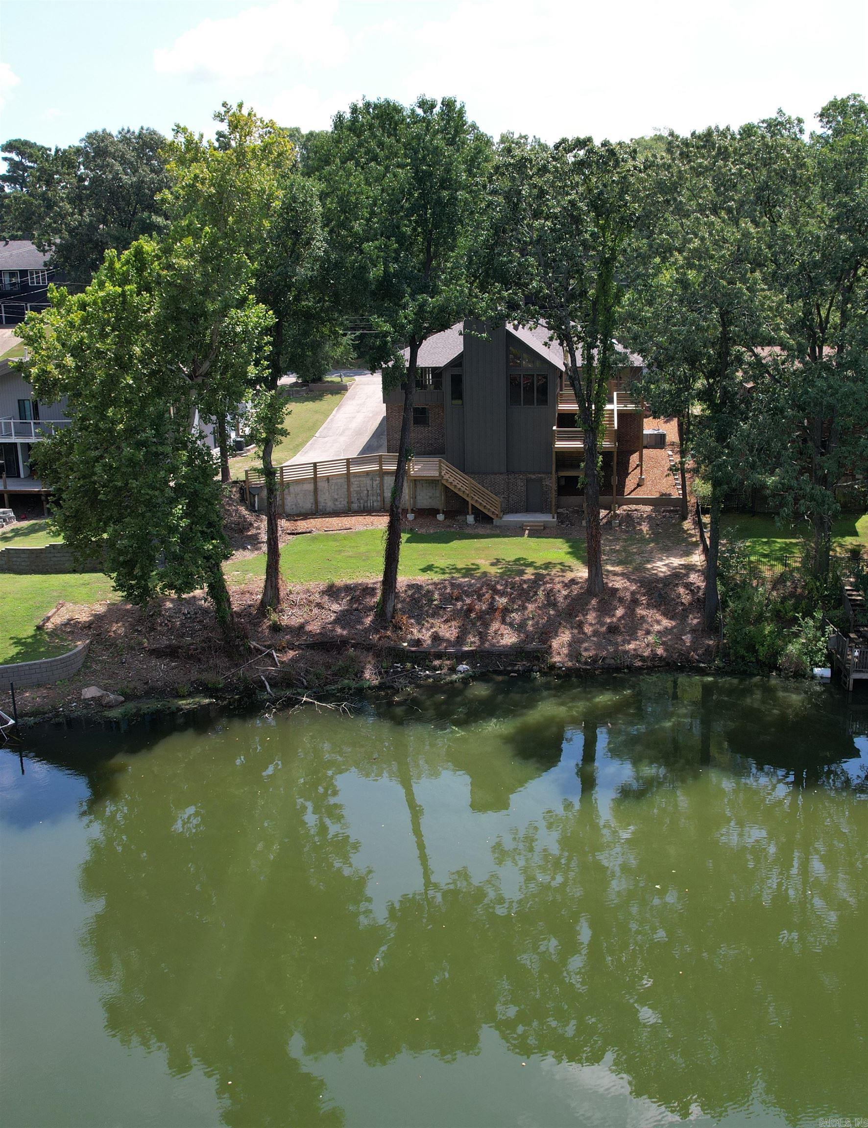 21 E Lake  North Little Rock, AR