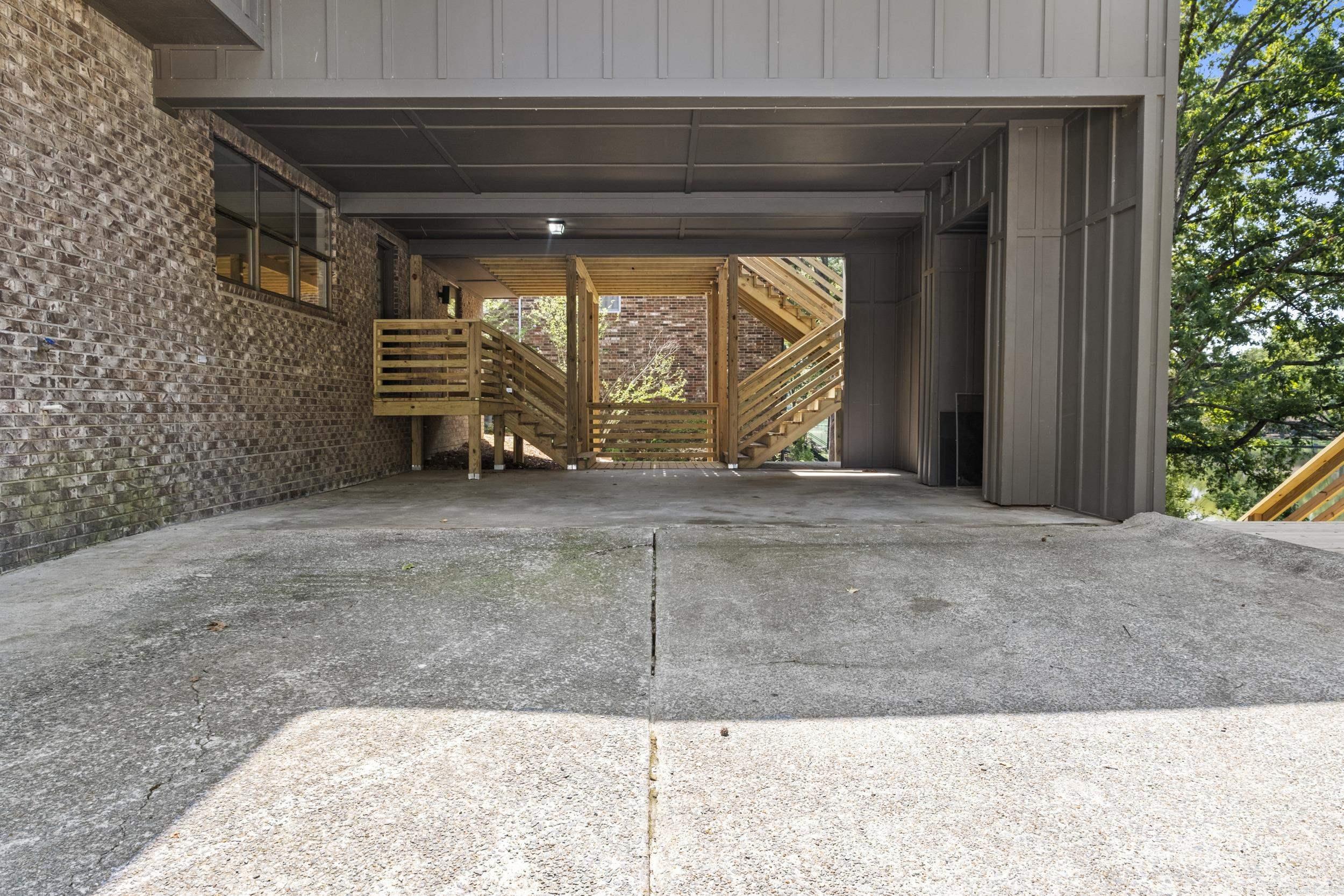 21 E Lake  North Little Rock, AR