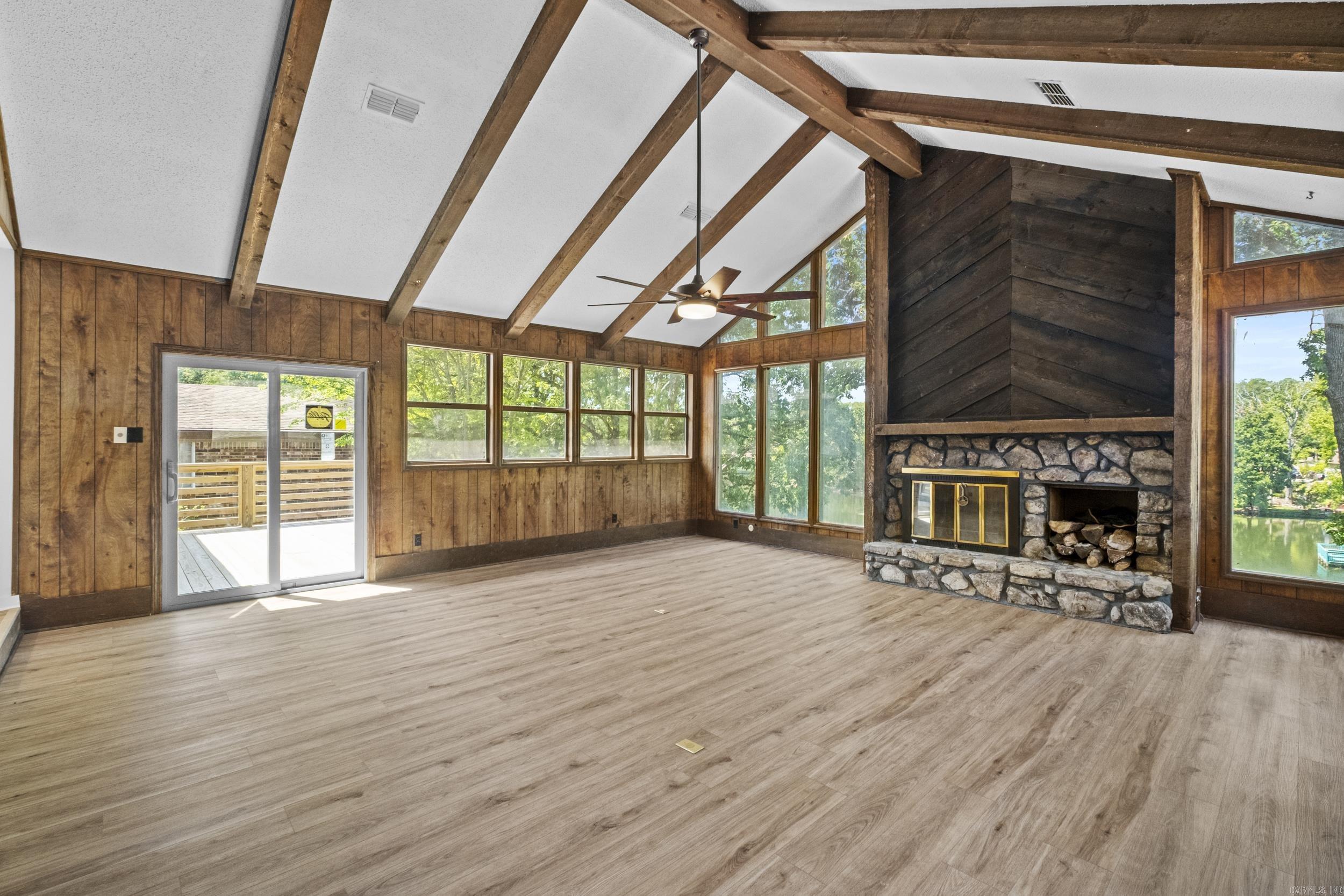 21 E Lake  North Little Rock, AR