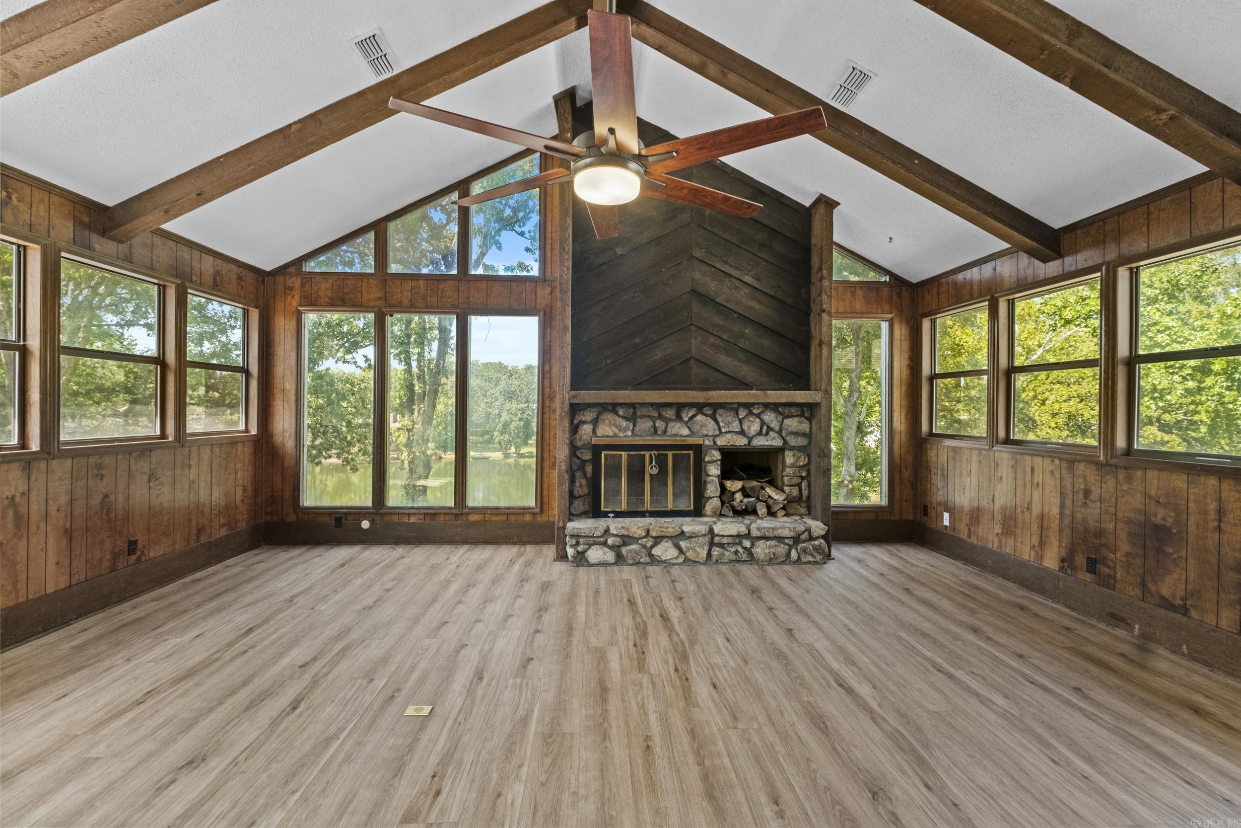 21 E Lake  North Little Rock, AR