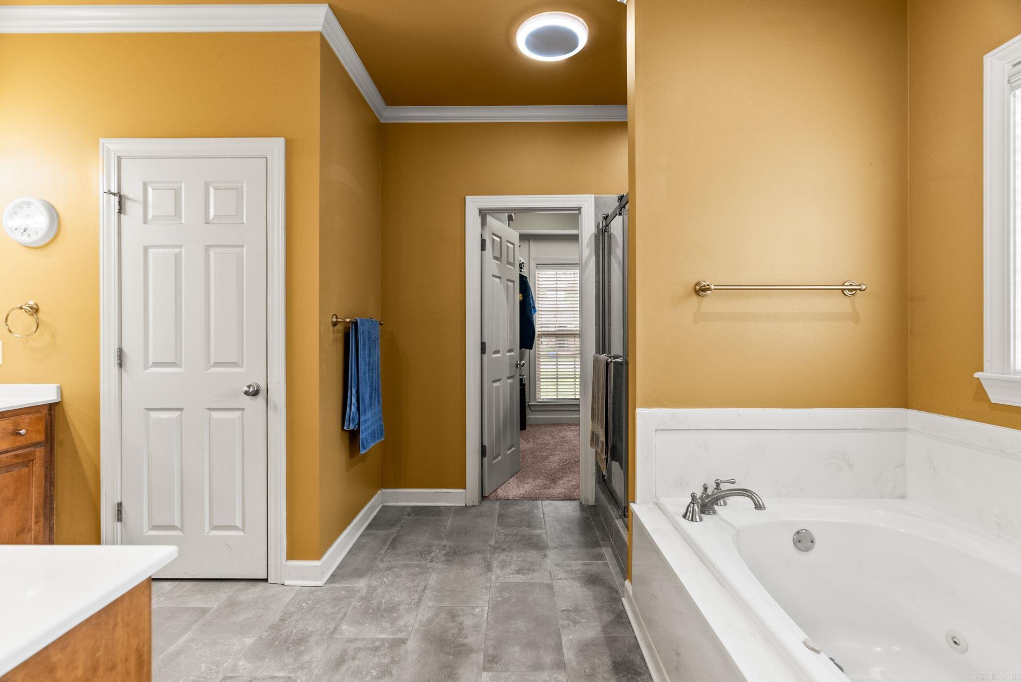 121 Lily  Maumelle, AR