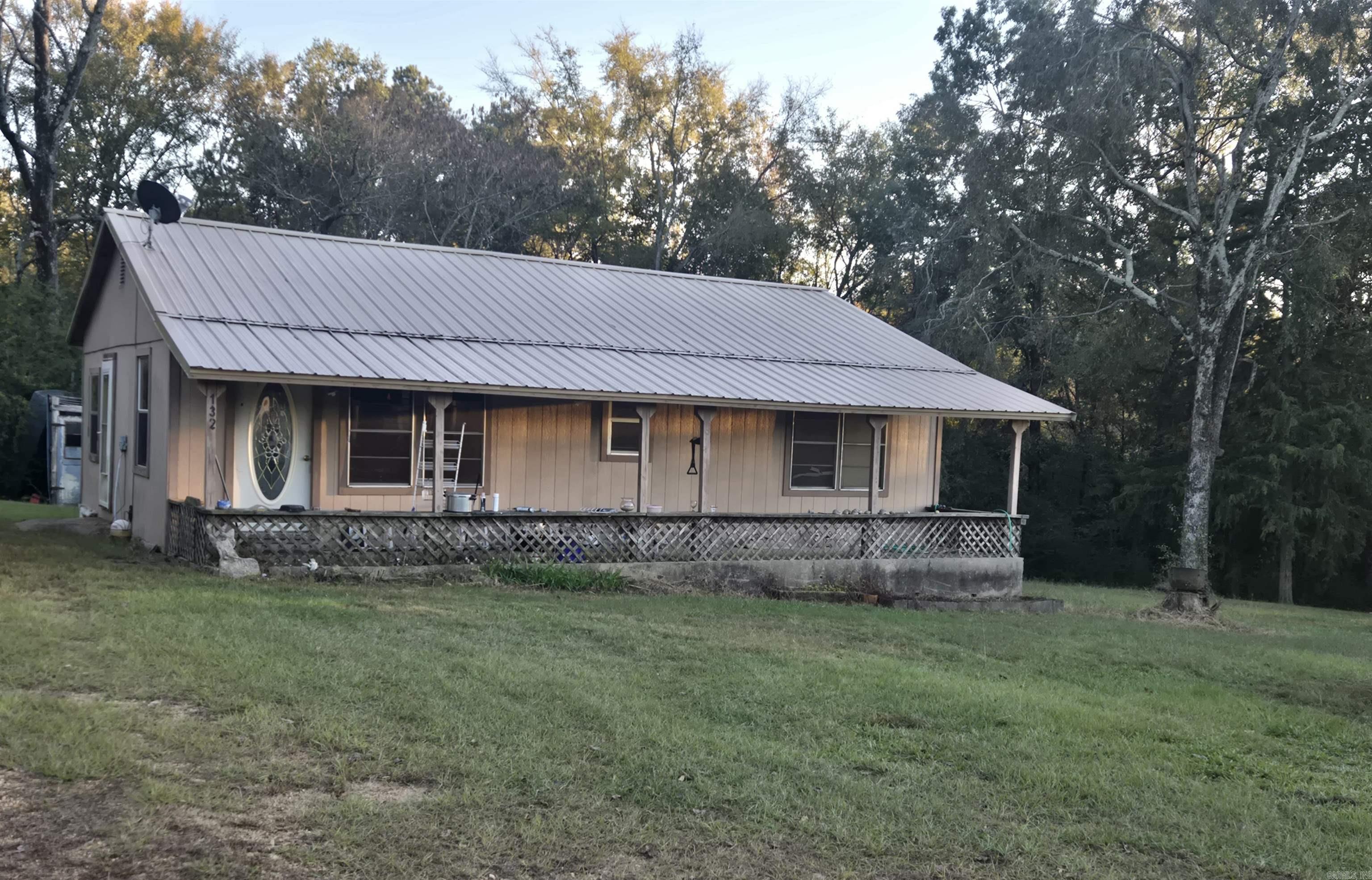 132 Iva  Lockesburg, AR