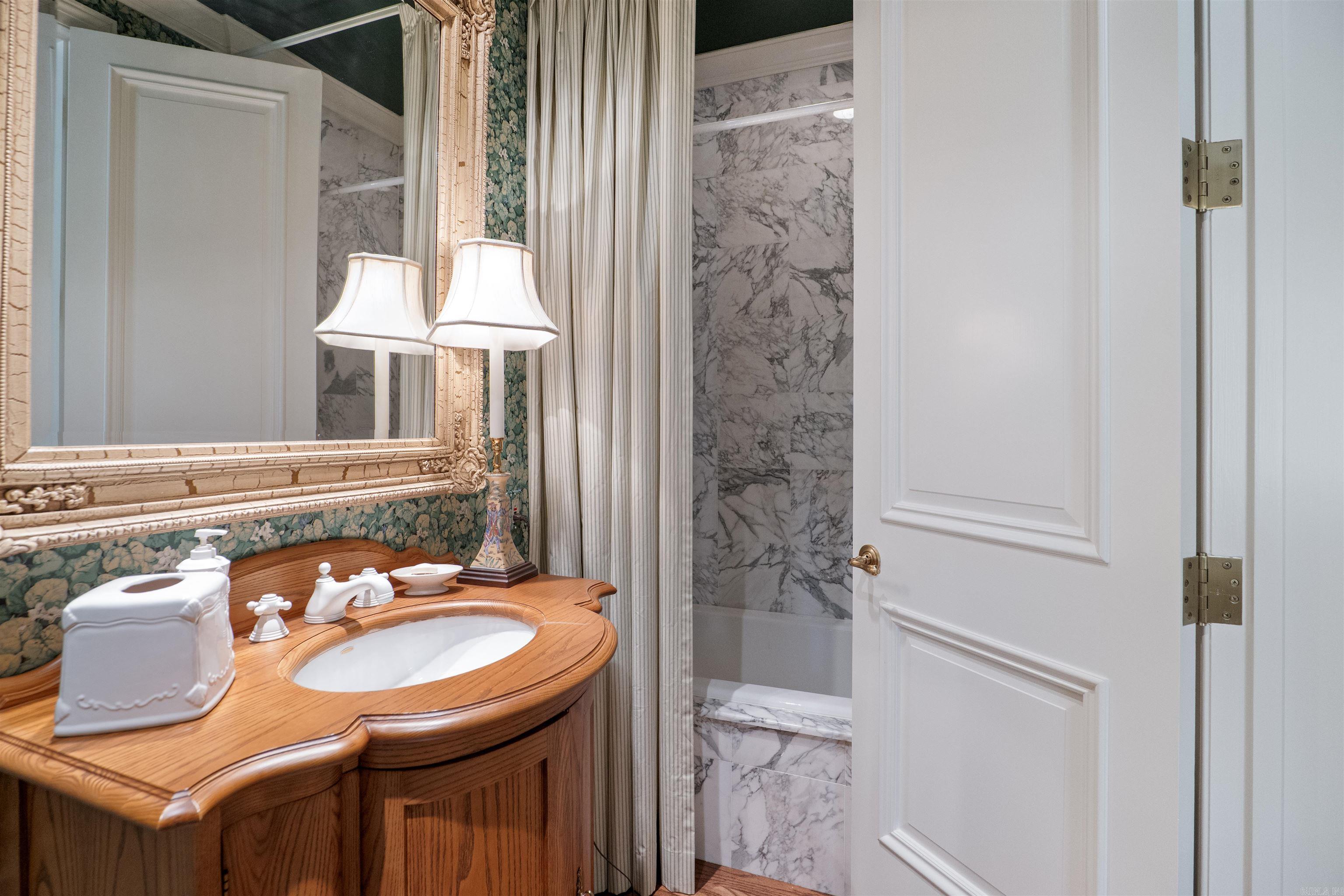 3304 Lacoste Drive Jonesboro, AR 72404