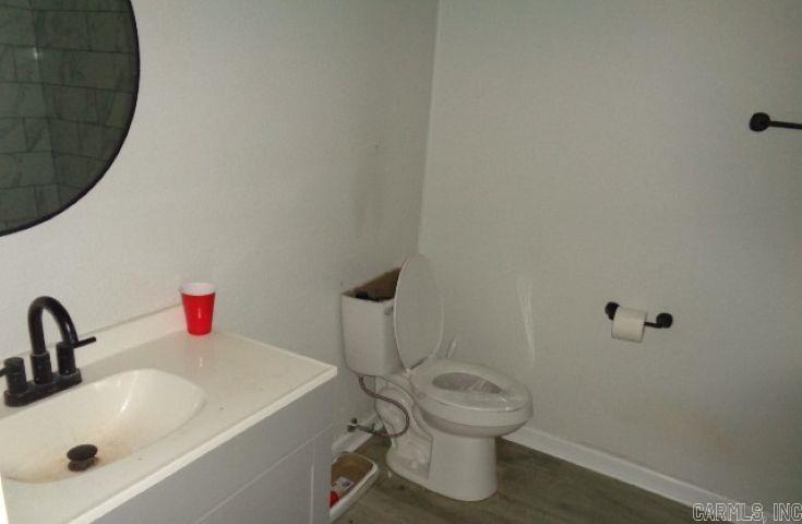 404 S J P Wright Loop Jacksonville, AR 72076