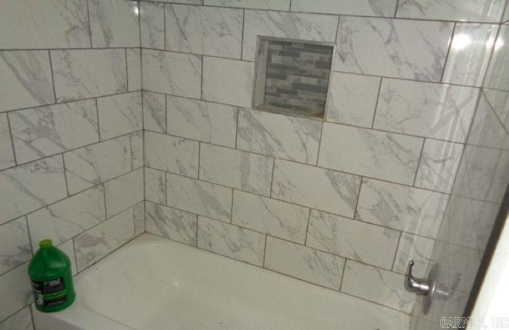 404 S J P Wright Loop Jacksonville, AR 72076