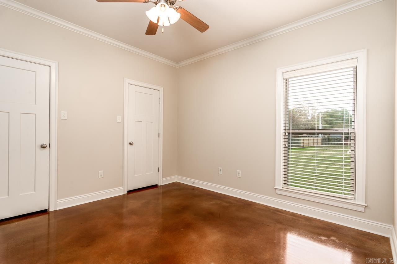 2435 EIGHTEEN  Conway, AR