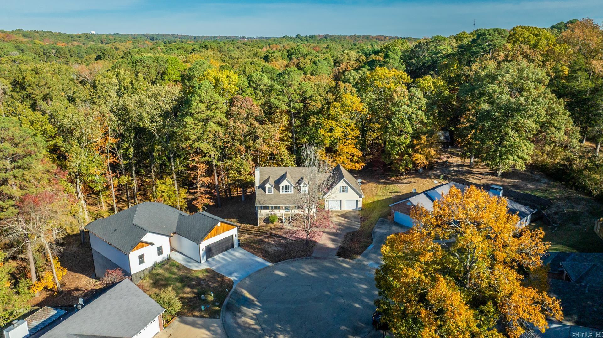 2000 Cherry Crossing Benton, AR 72015