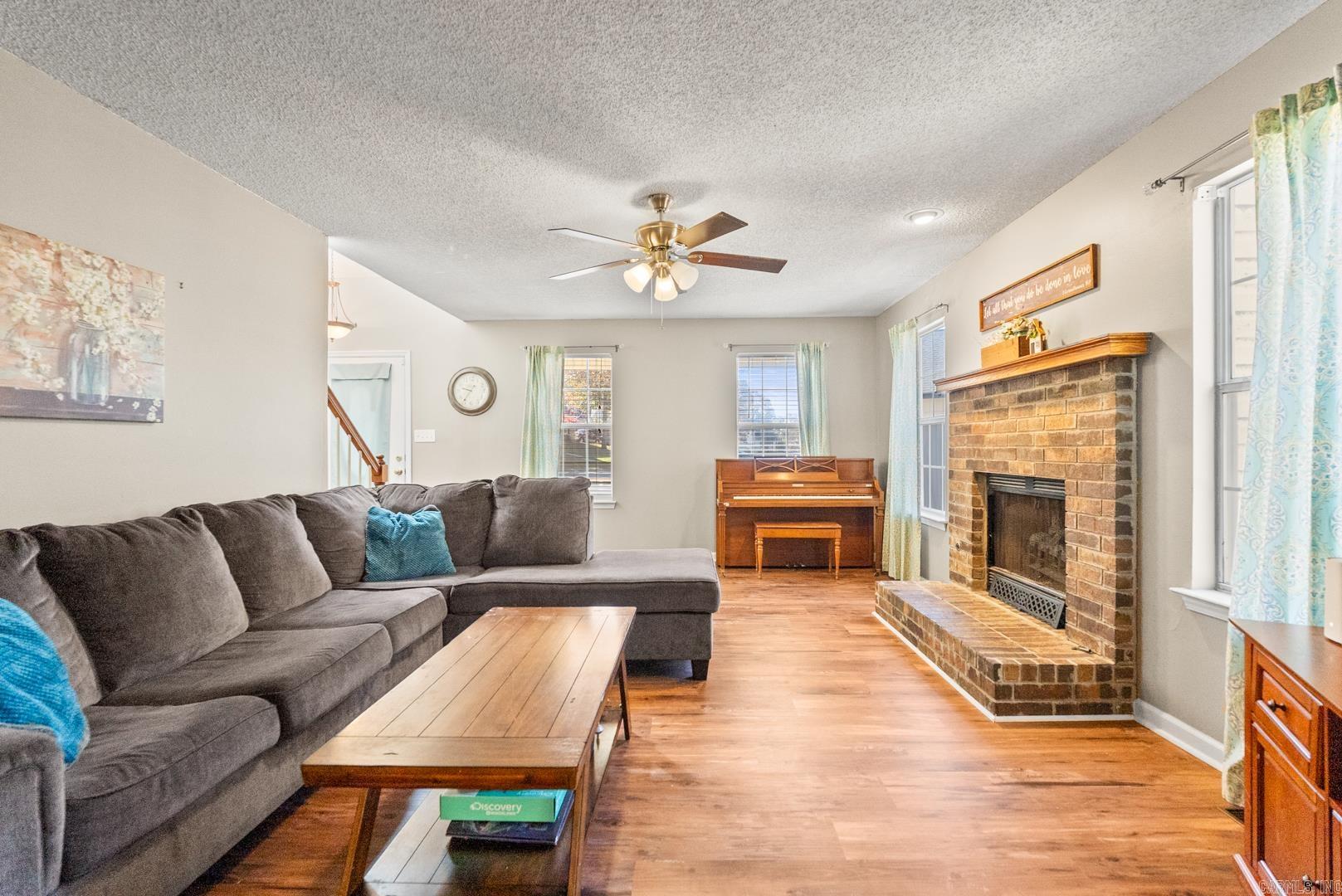 2000 Cherry Crossing Benton, AR 72015