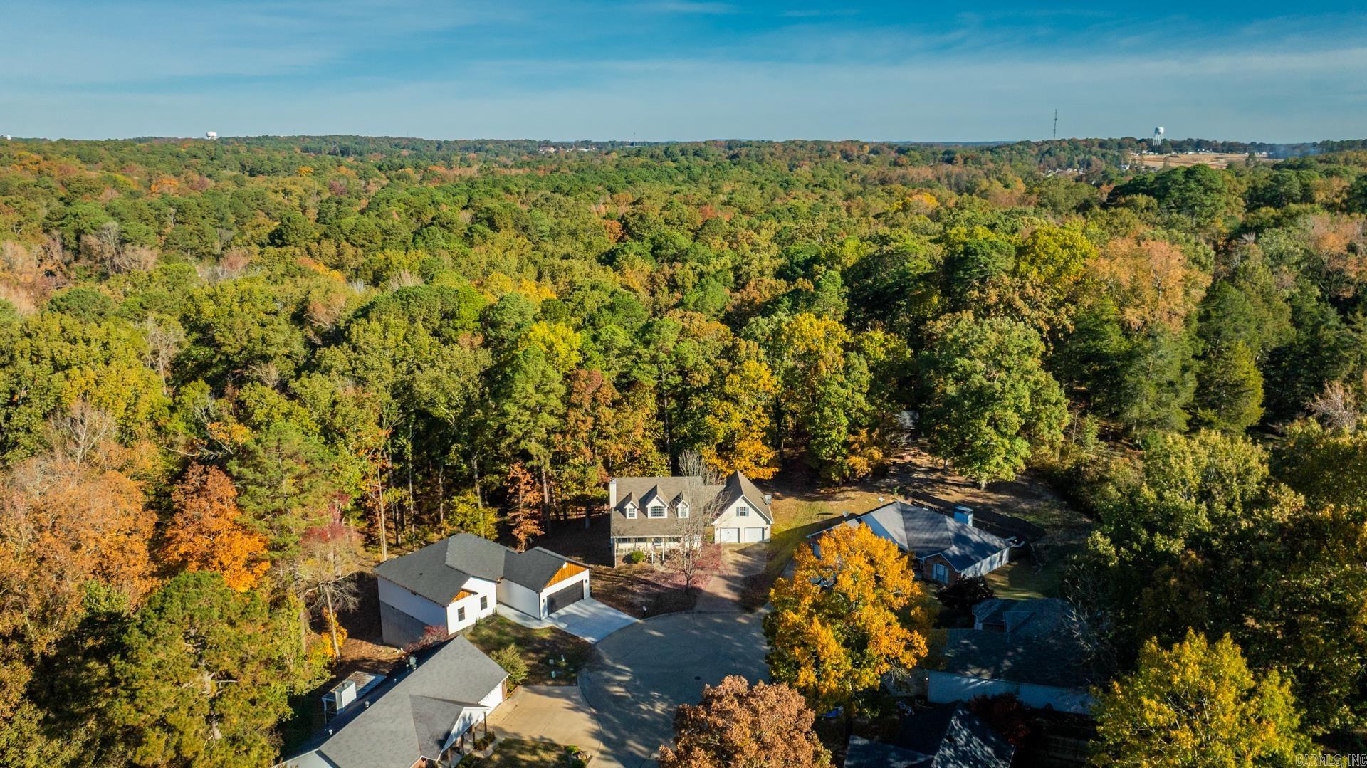 2000 Cherry Crossing Benton, AR 72015