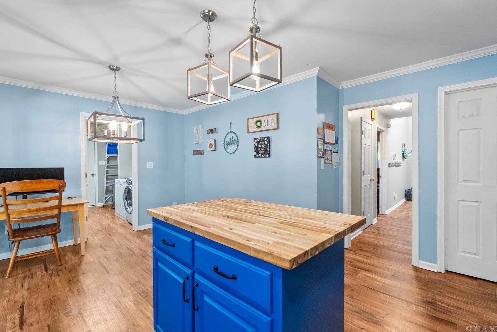 2000 Cherry Crossing Benton, AR 72015