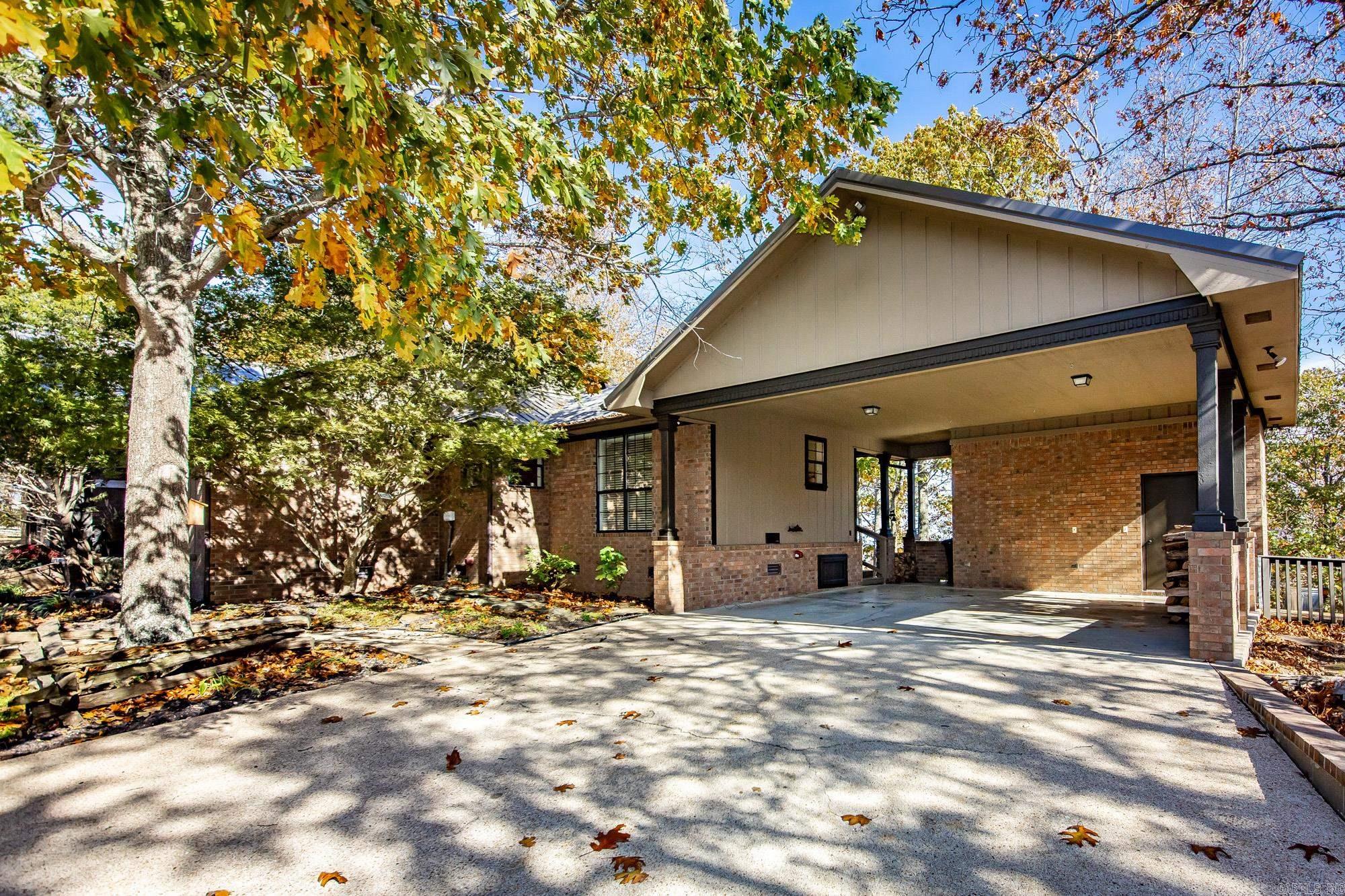 148 Cooper Point Drive Mountain View, AR 72560