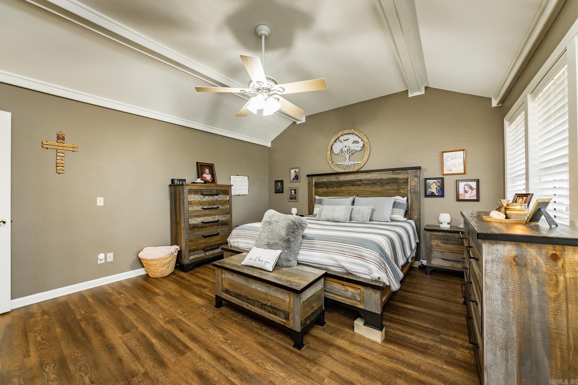 148 Cooper Point Drive Mountain View, AR 72560