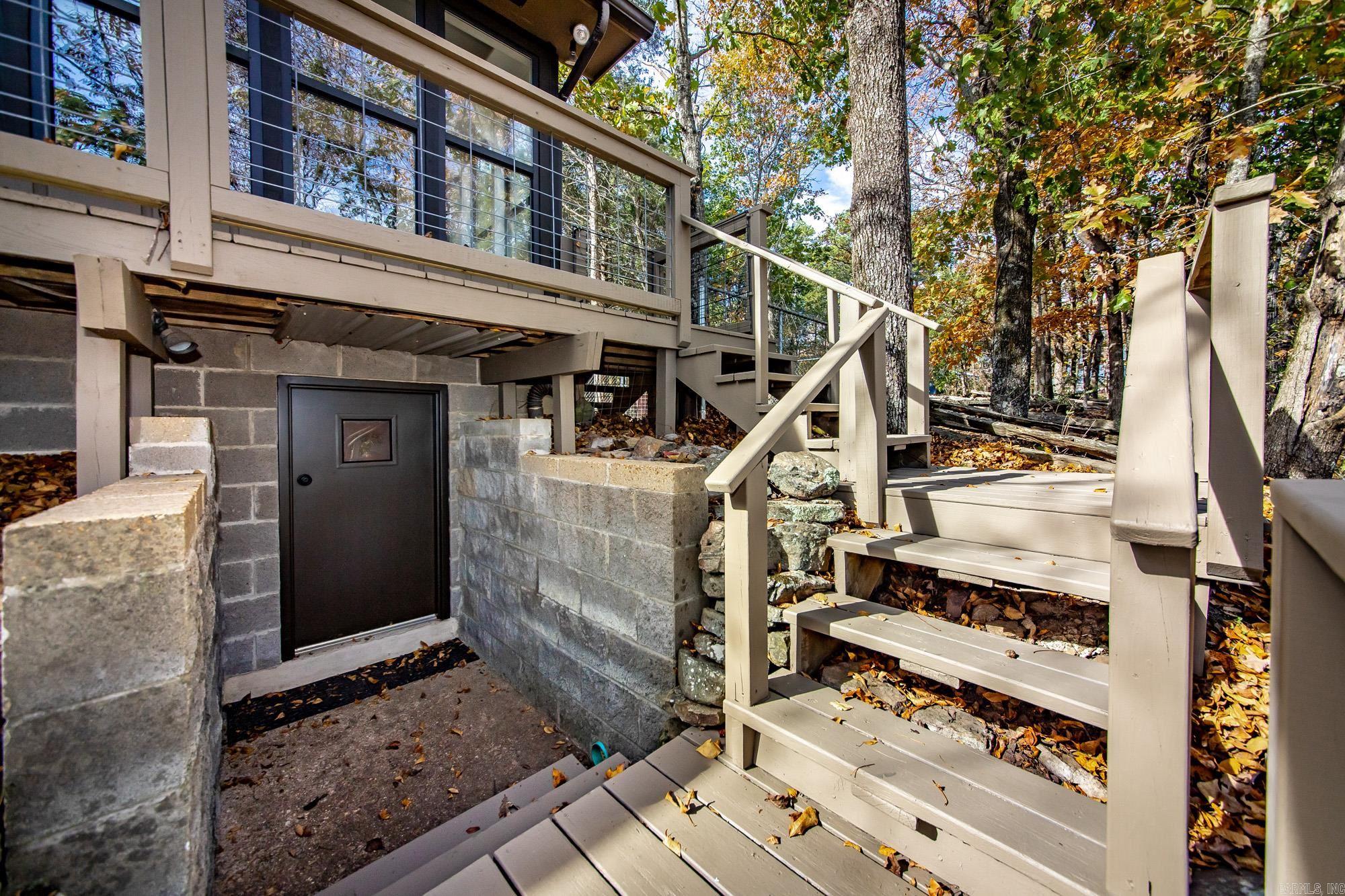 148 Cooper Point Drive Mountain View, AR 72560