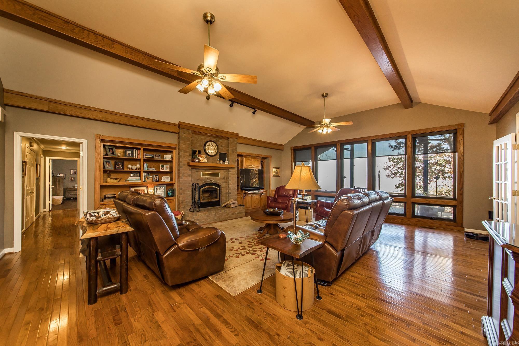 148 Cooper Point  Mountain View, AR