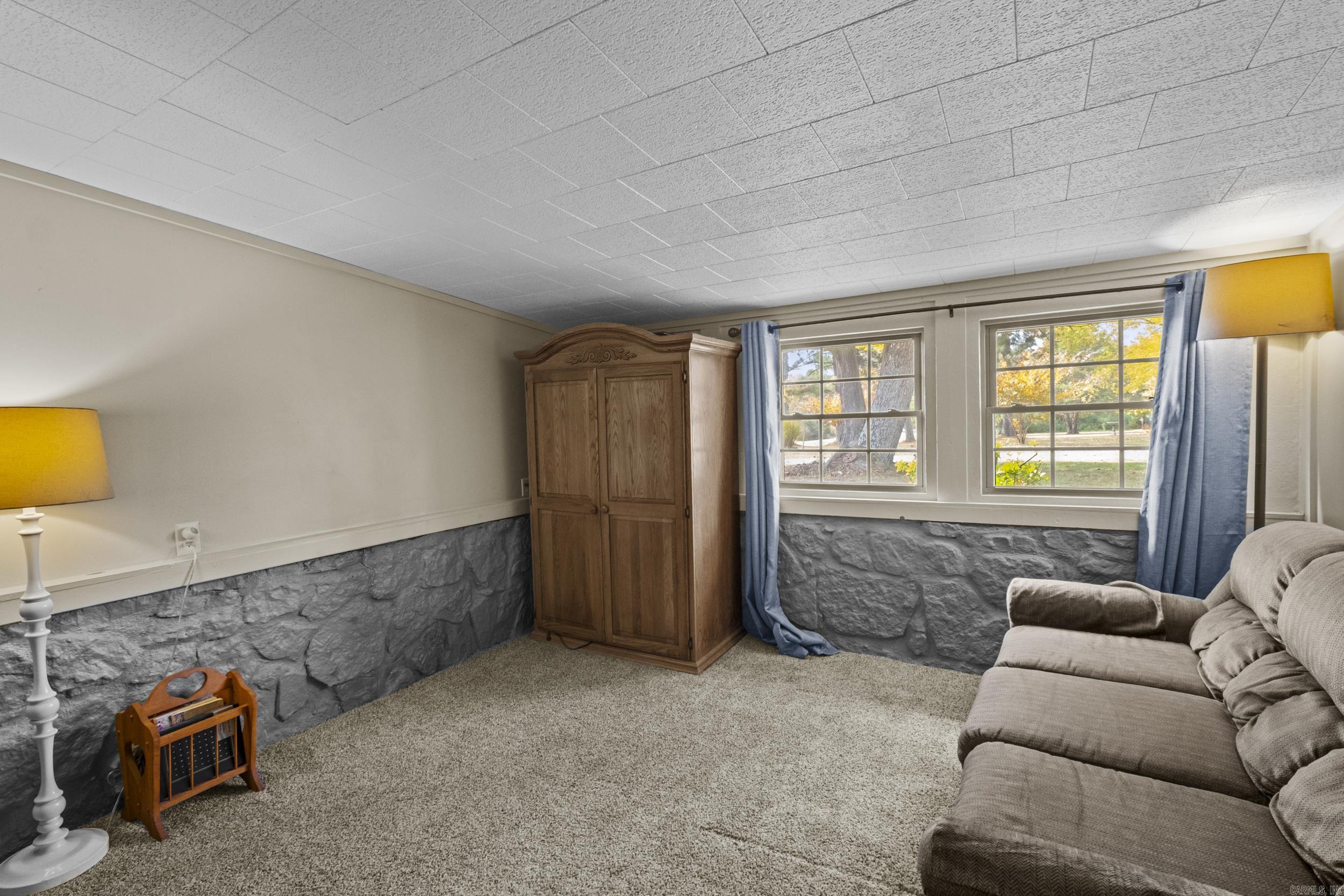 4 Persimmon Ln  Tumbling Shoals, AR