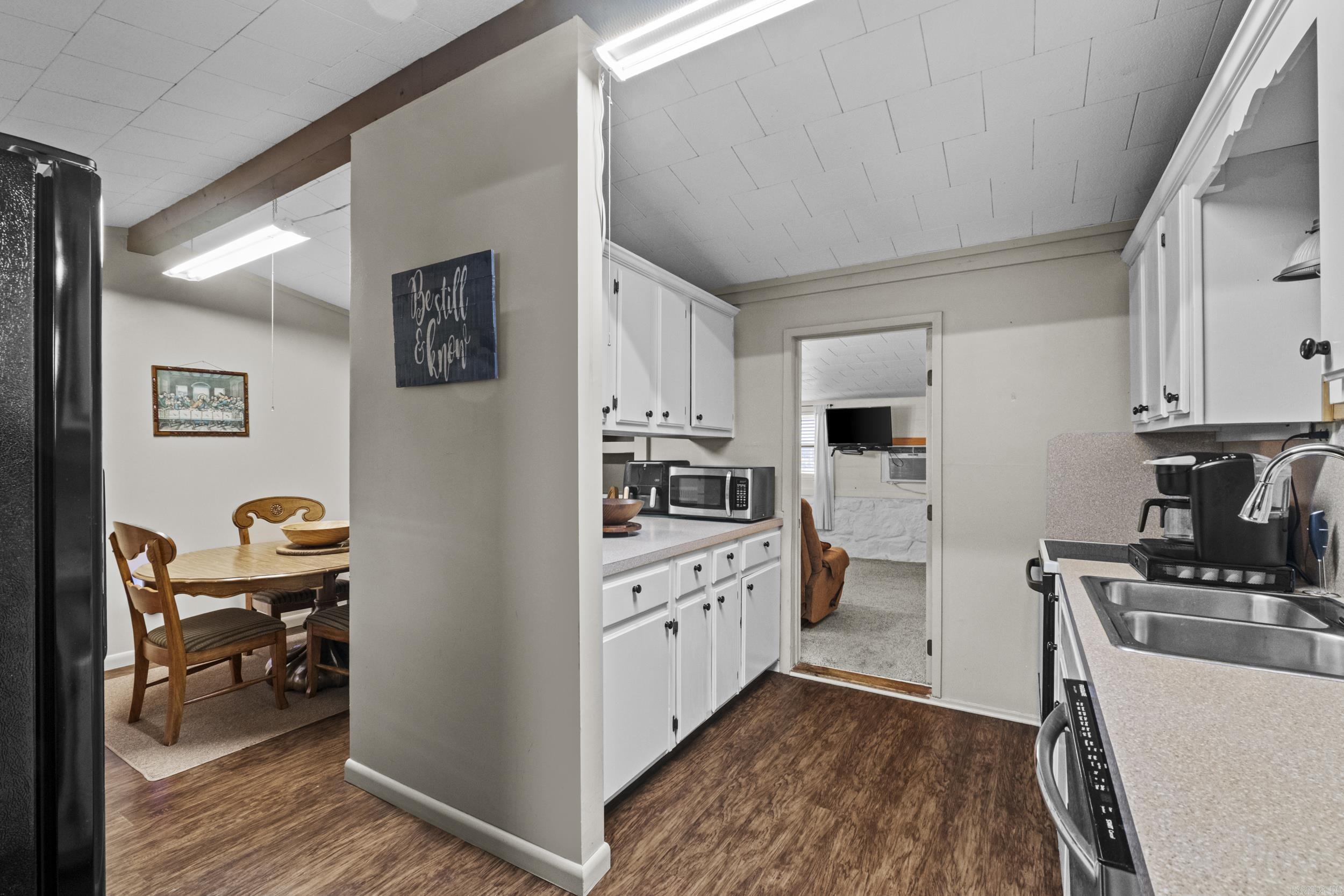 4 Persimmon Ln  Tumbling Shoals, AR