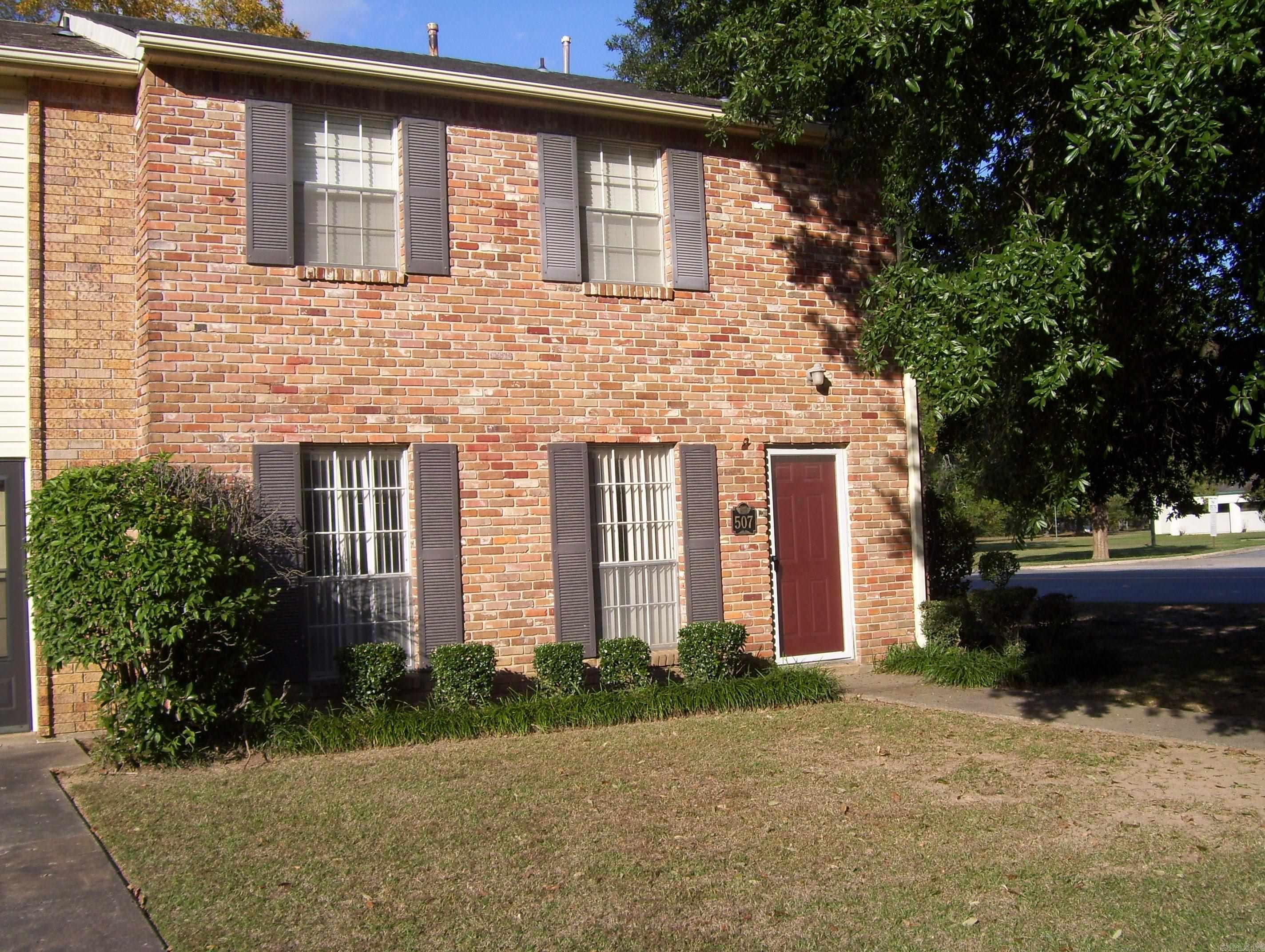 507  Greenbriar  Pine Bluff, AR