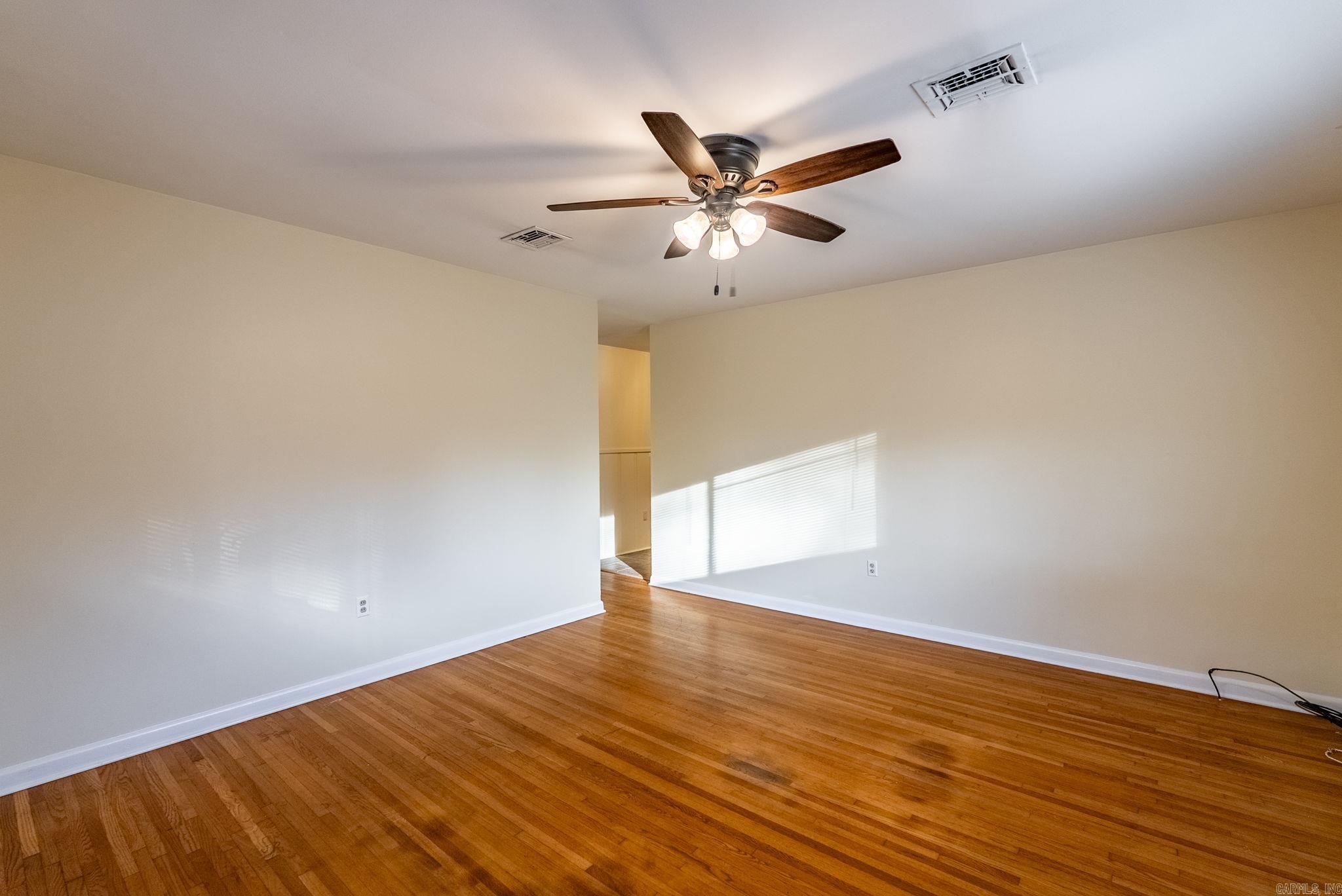 7400 L  Little Rock, AR