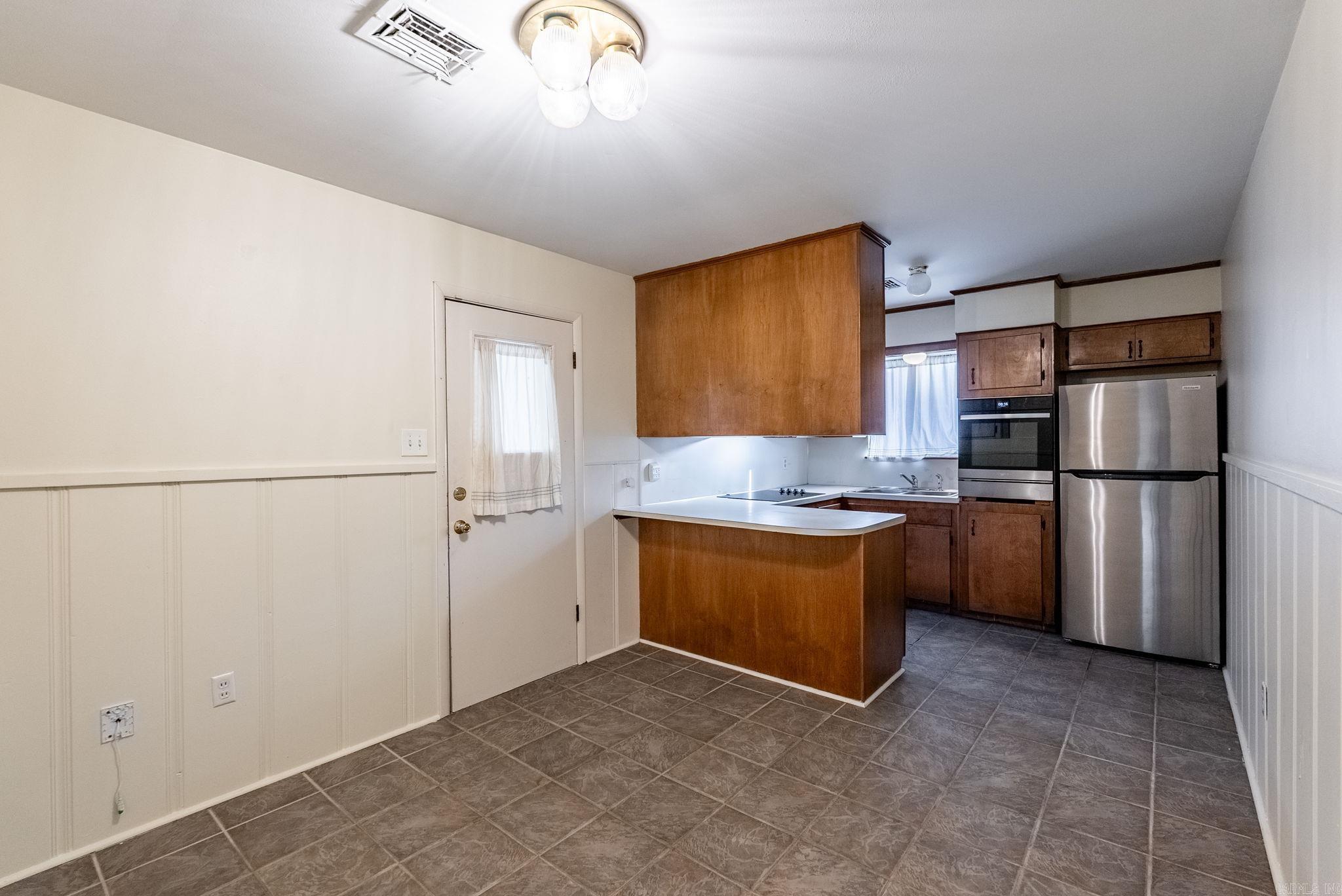 7400 L  Little Rock, AR