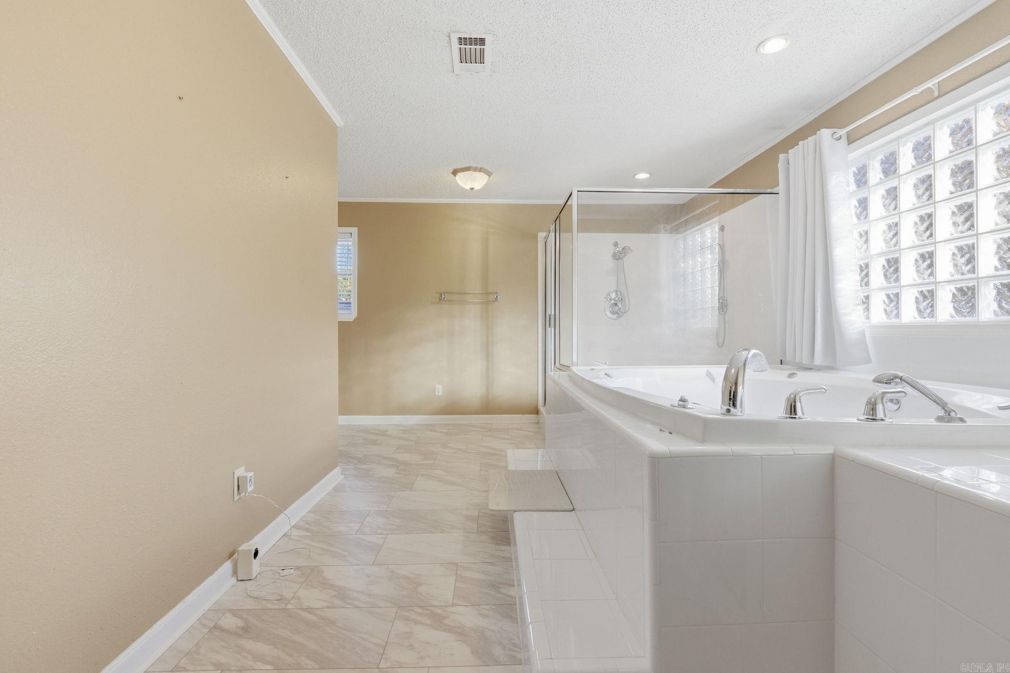 2002 W 42Nd Ave Pine Bluff, AR 71603