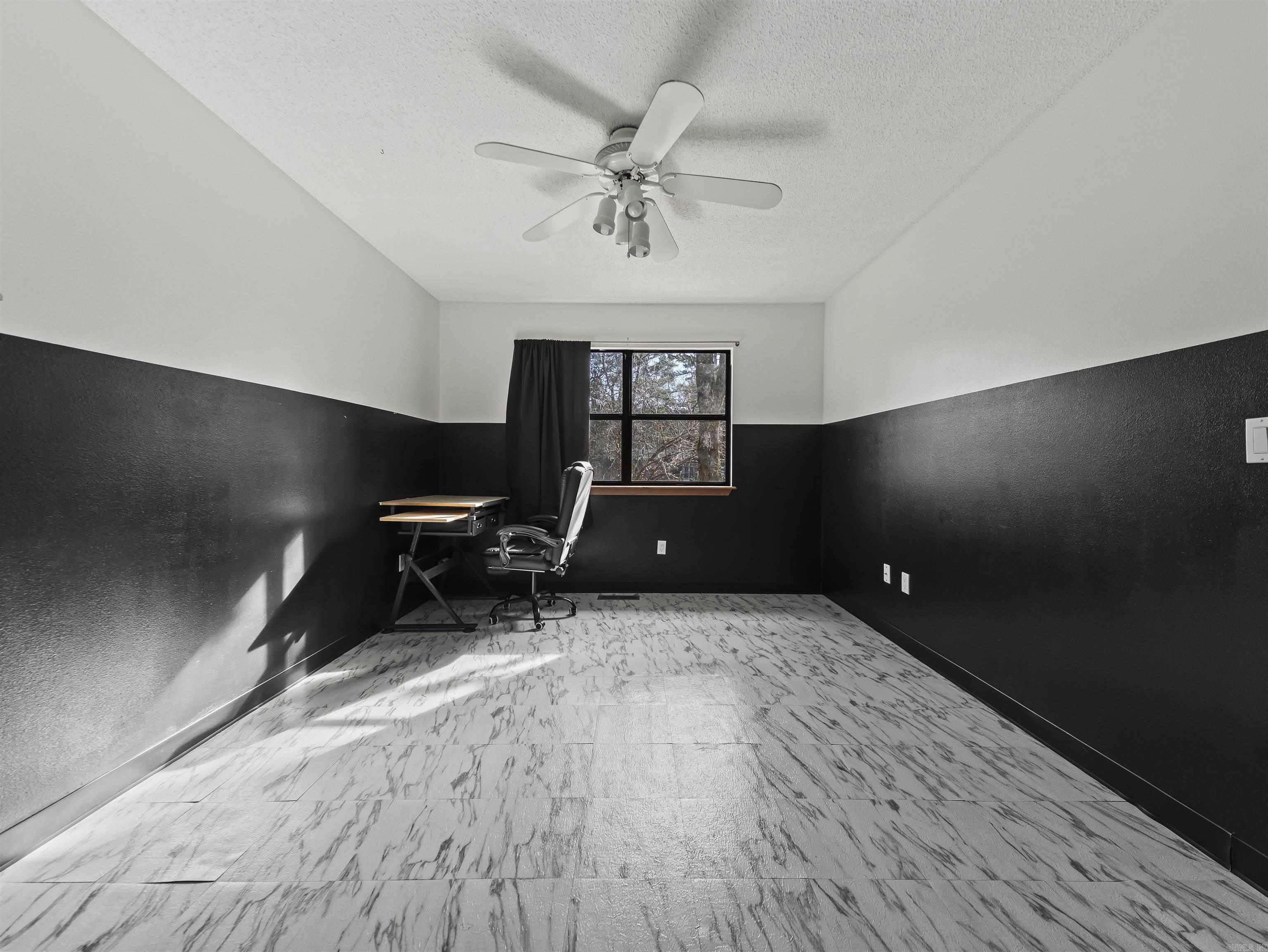 5 La Paca  Hot Springs Village, AR