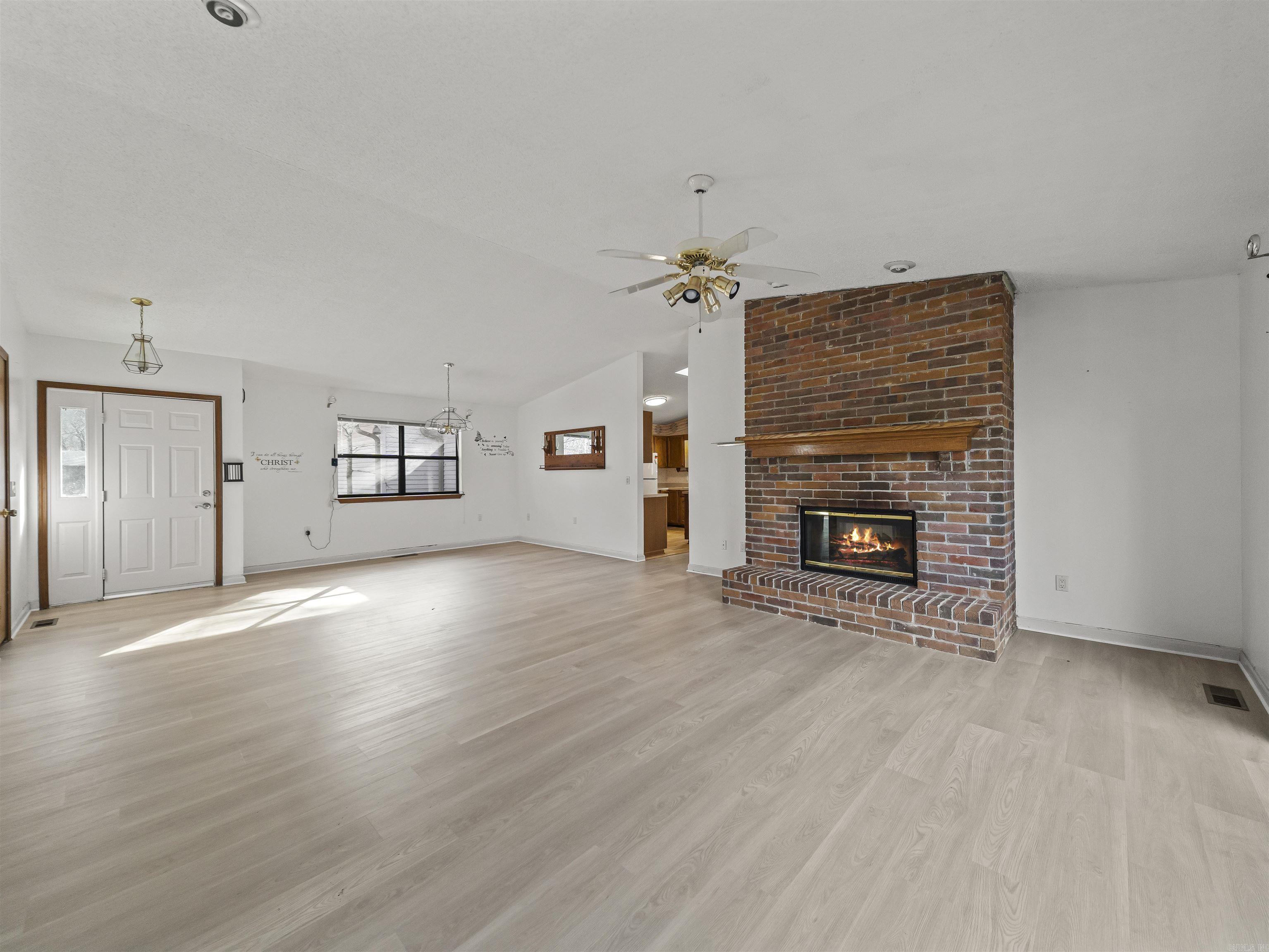 5 La Paca  Hot Springs Village, AR