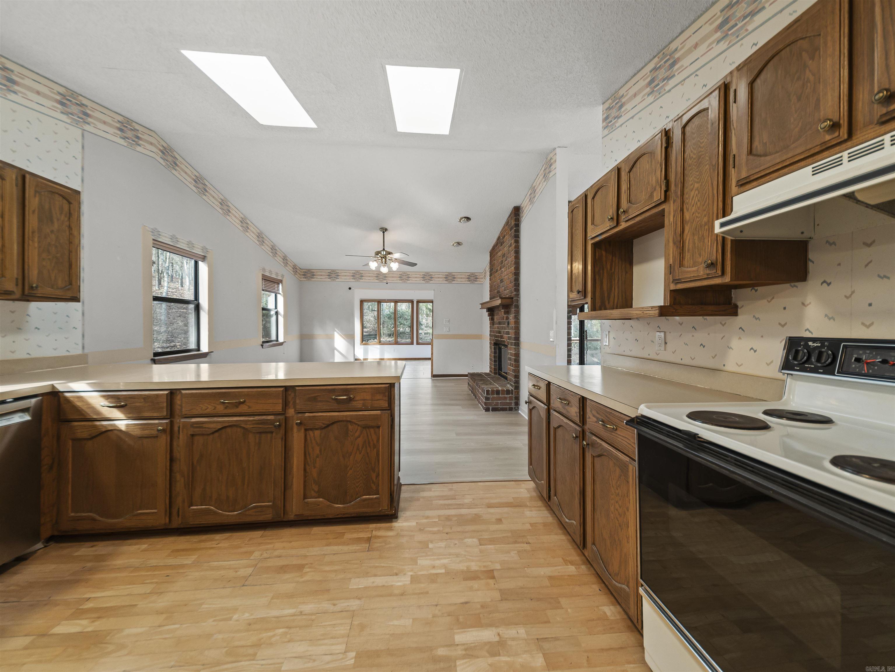 5 La Paca  Hot Springs Village, AR