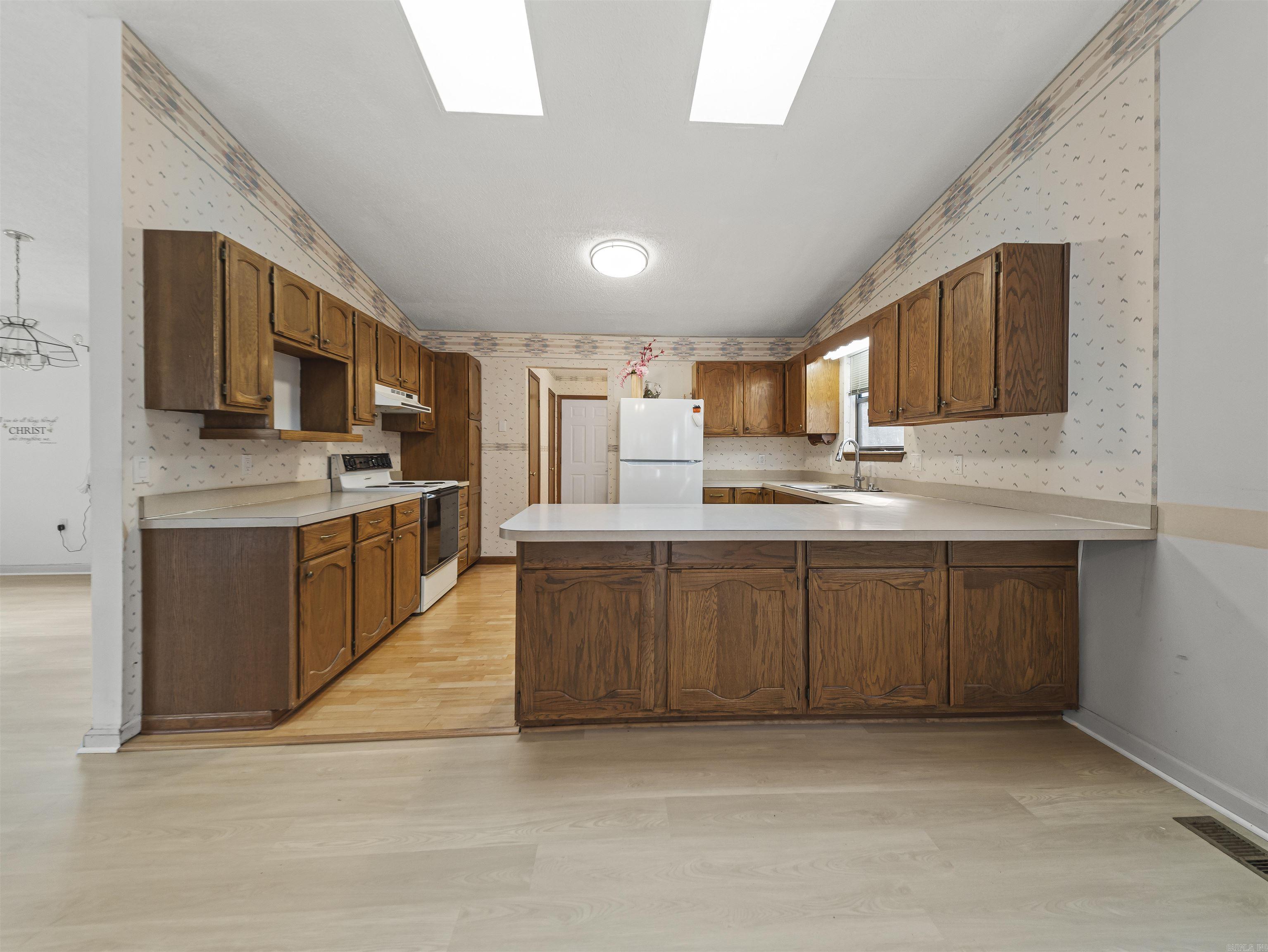 5 La Paca  Hot Springs Village, AR