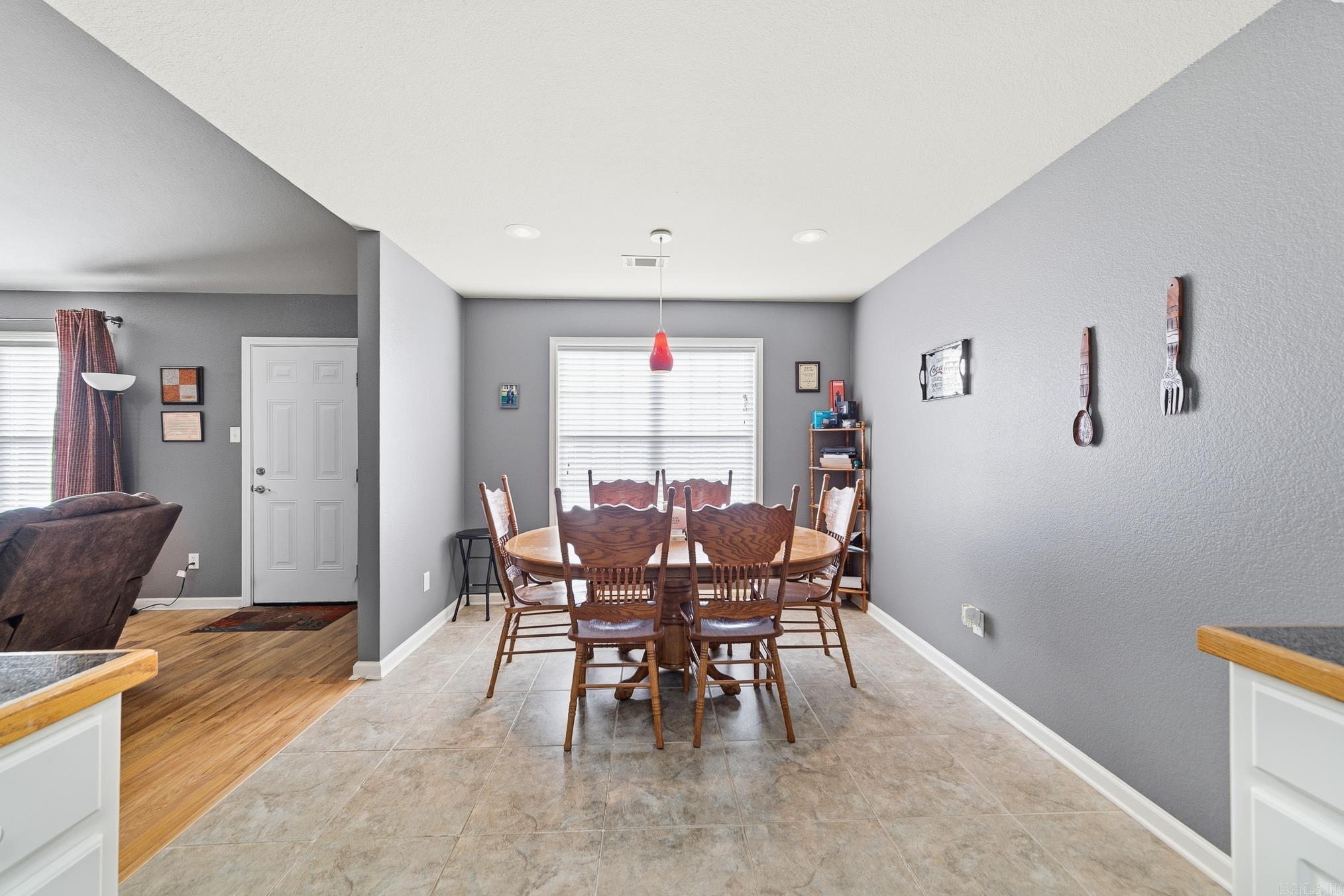 2816 McNeill Cove Cabot, AR 72023